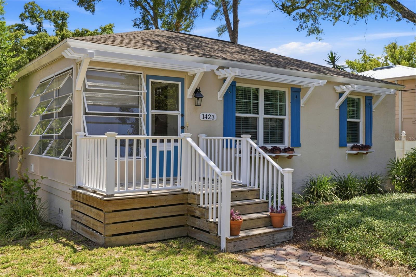 HAMPTON TERRACE - Residential
