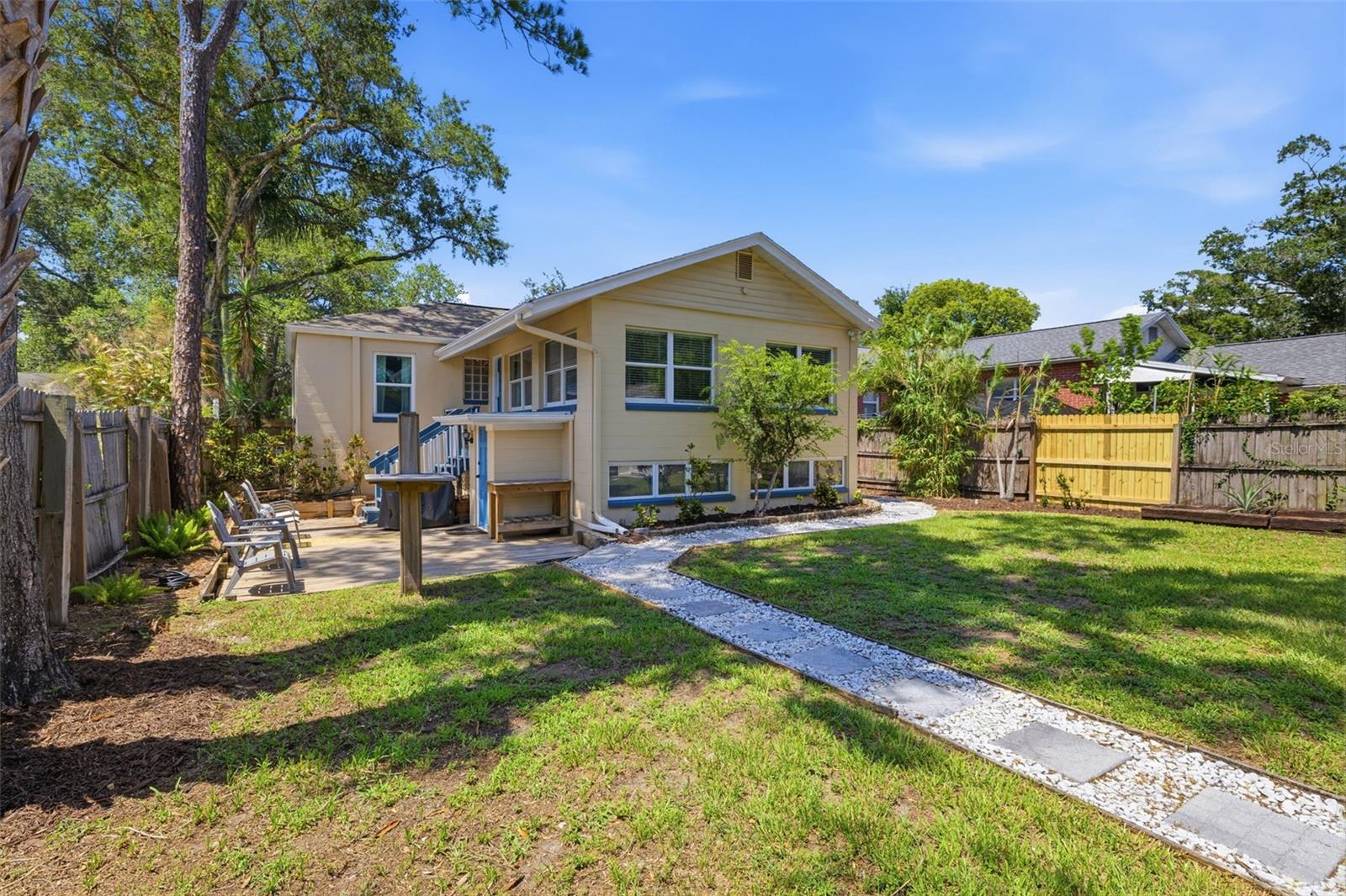 HAMPTON TERRACE - Residential