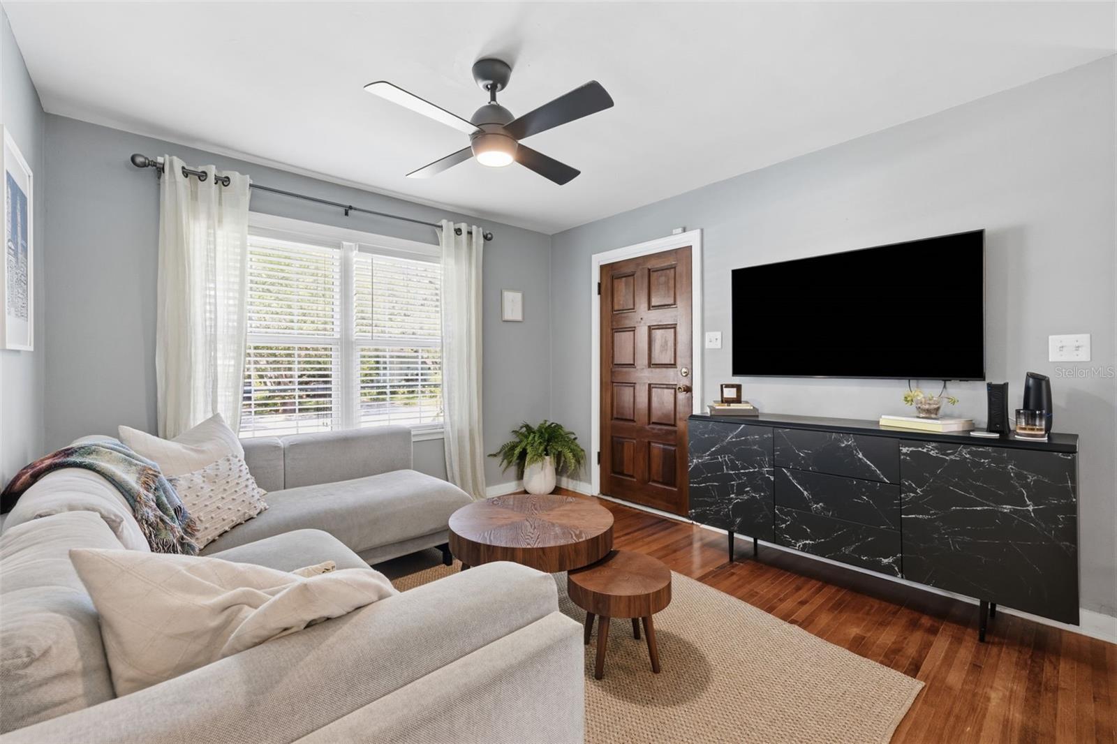 HAMPTON TERRACE - Residential