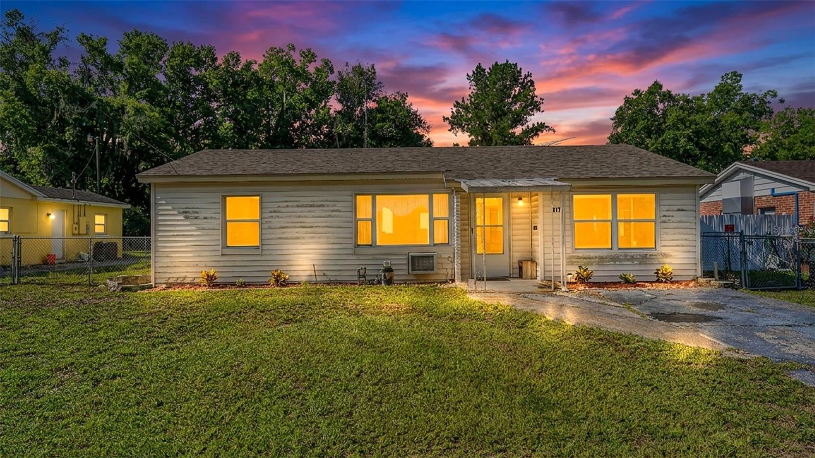 LAKEVIEW VILLAGE - Residential