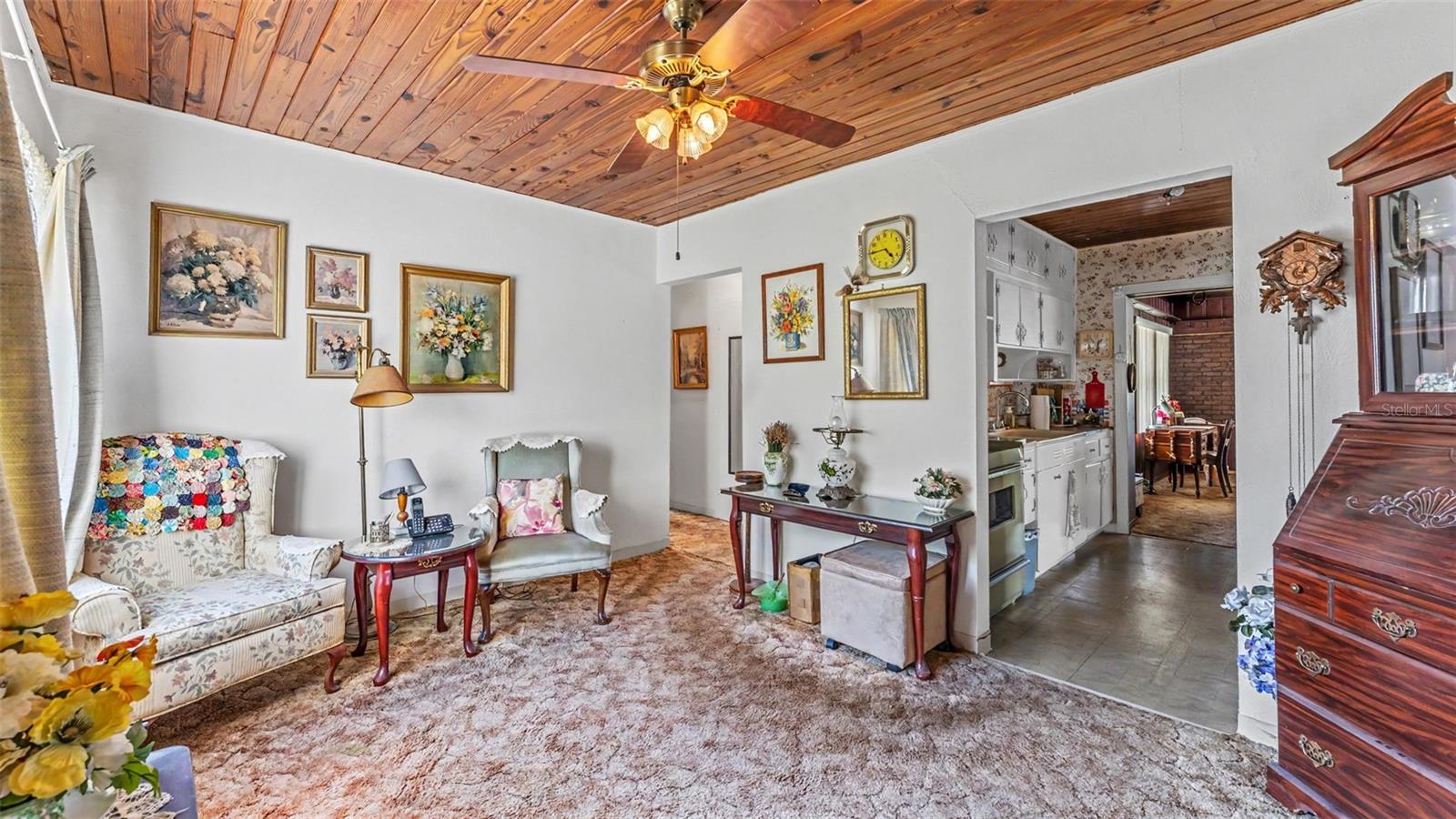 LAKEVIEW VILLAGE - Residential