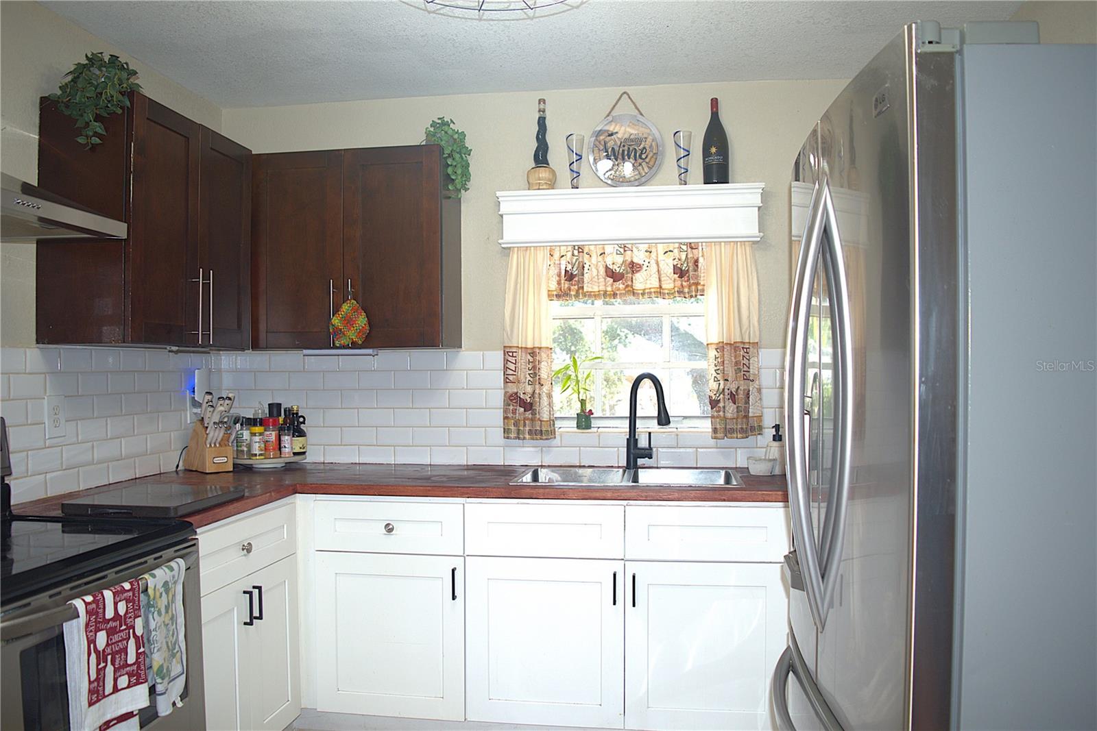SUNSHINE ESTATES - Residential