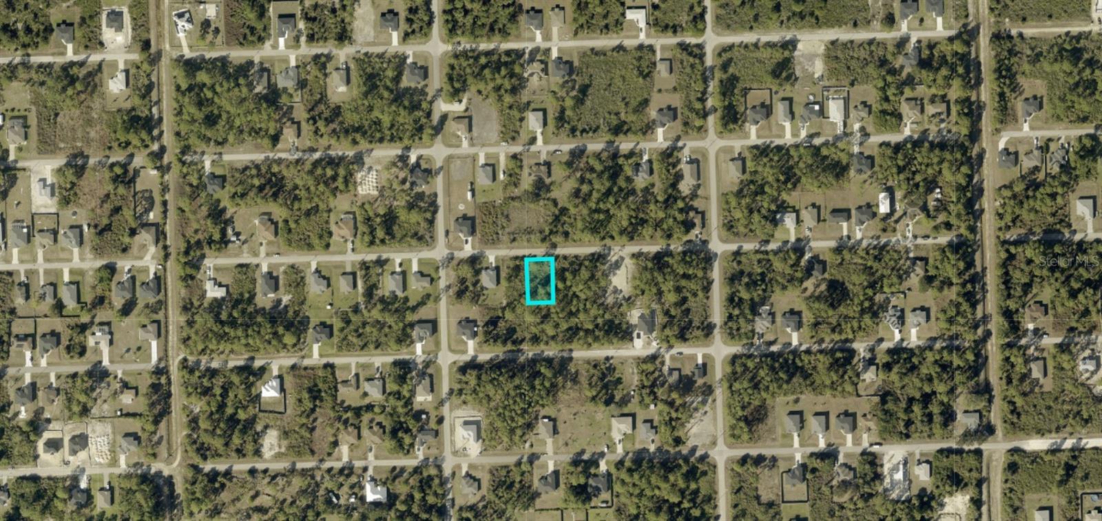 LEHIGH ACRES - Land