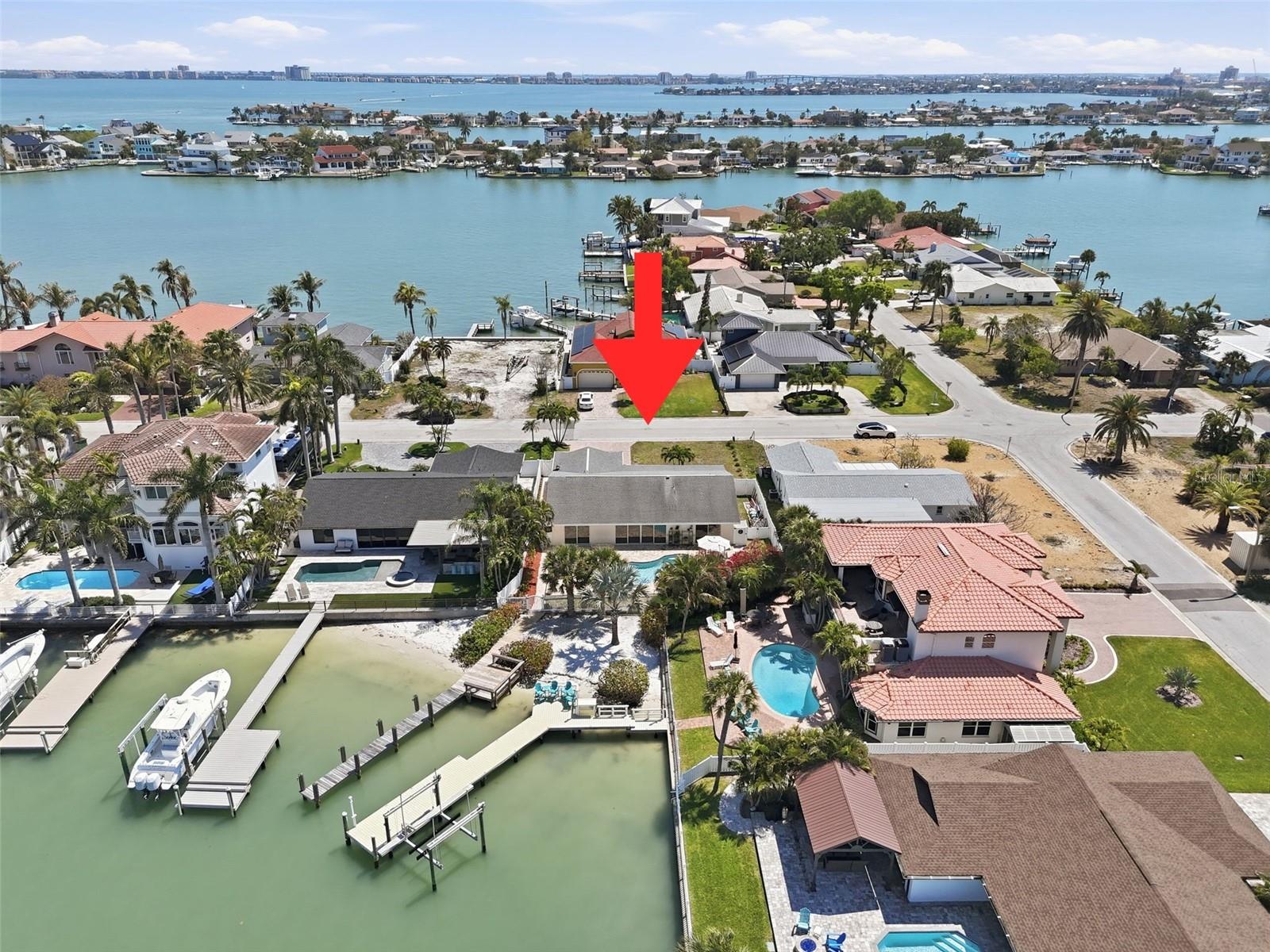 THREE PALMS POINT - Residential