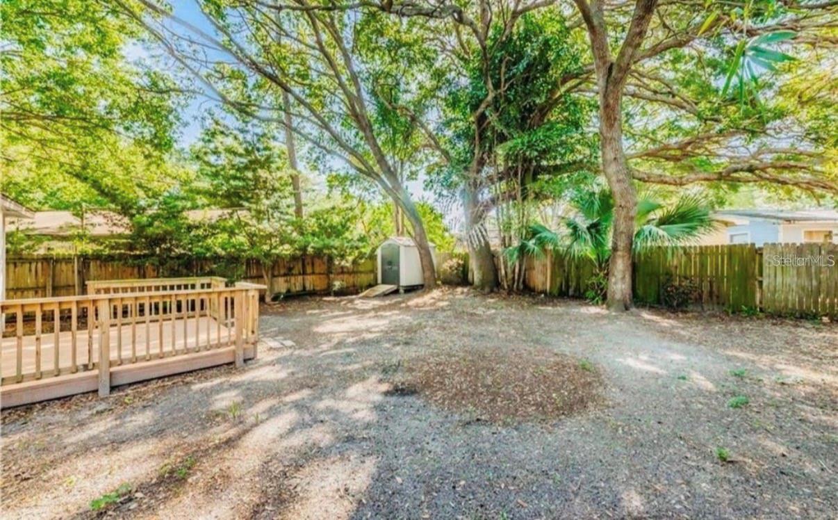 MONTICELLO PARK - Residential