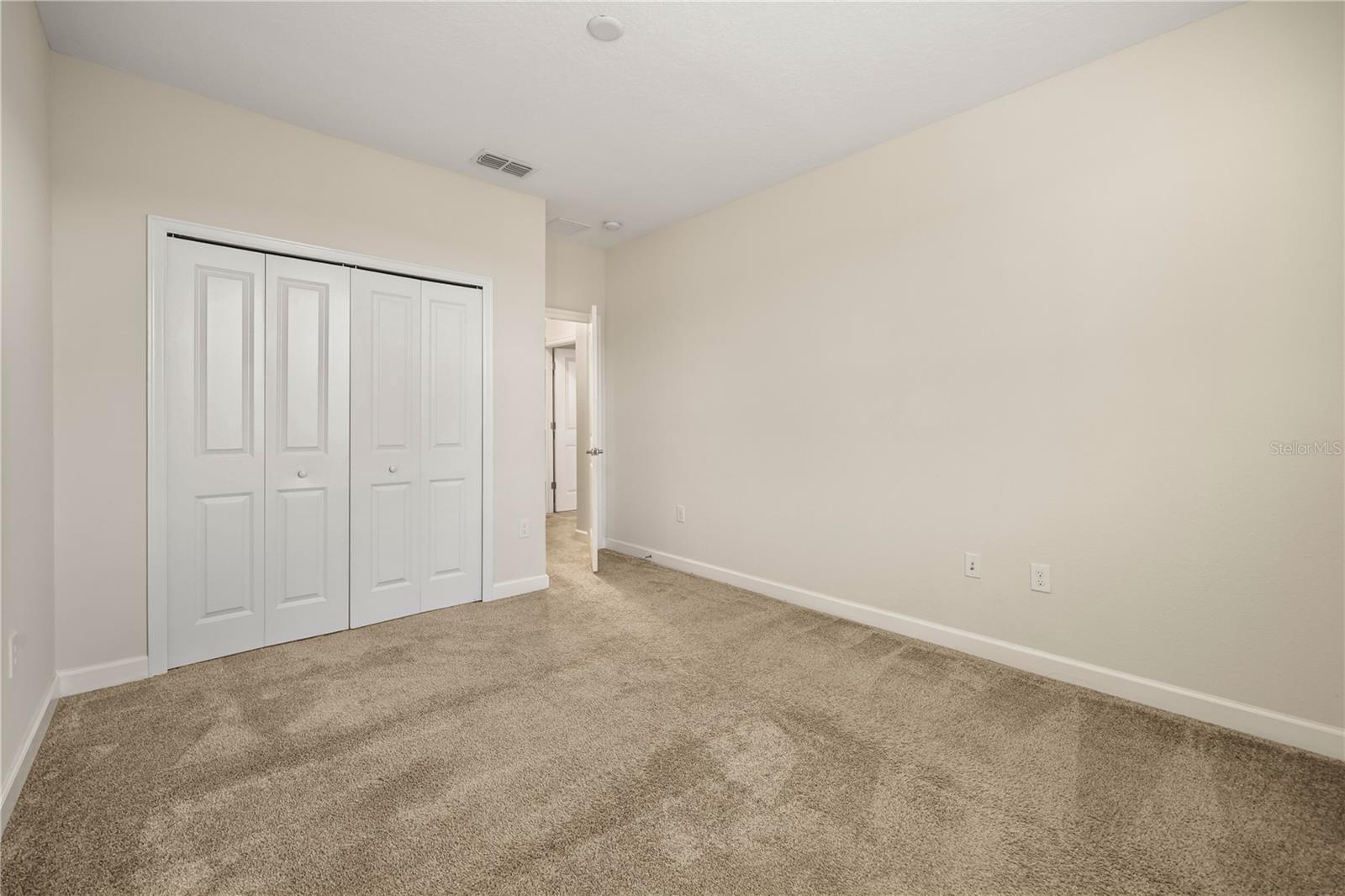 STOREY LAKE TRACT K PB 26 PGS 28-32 LOT 137 - Residential