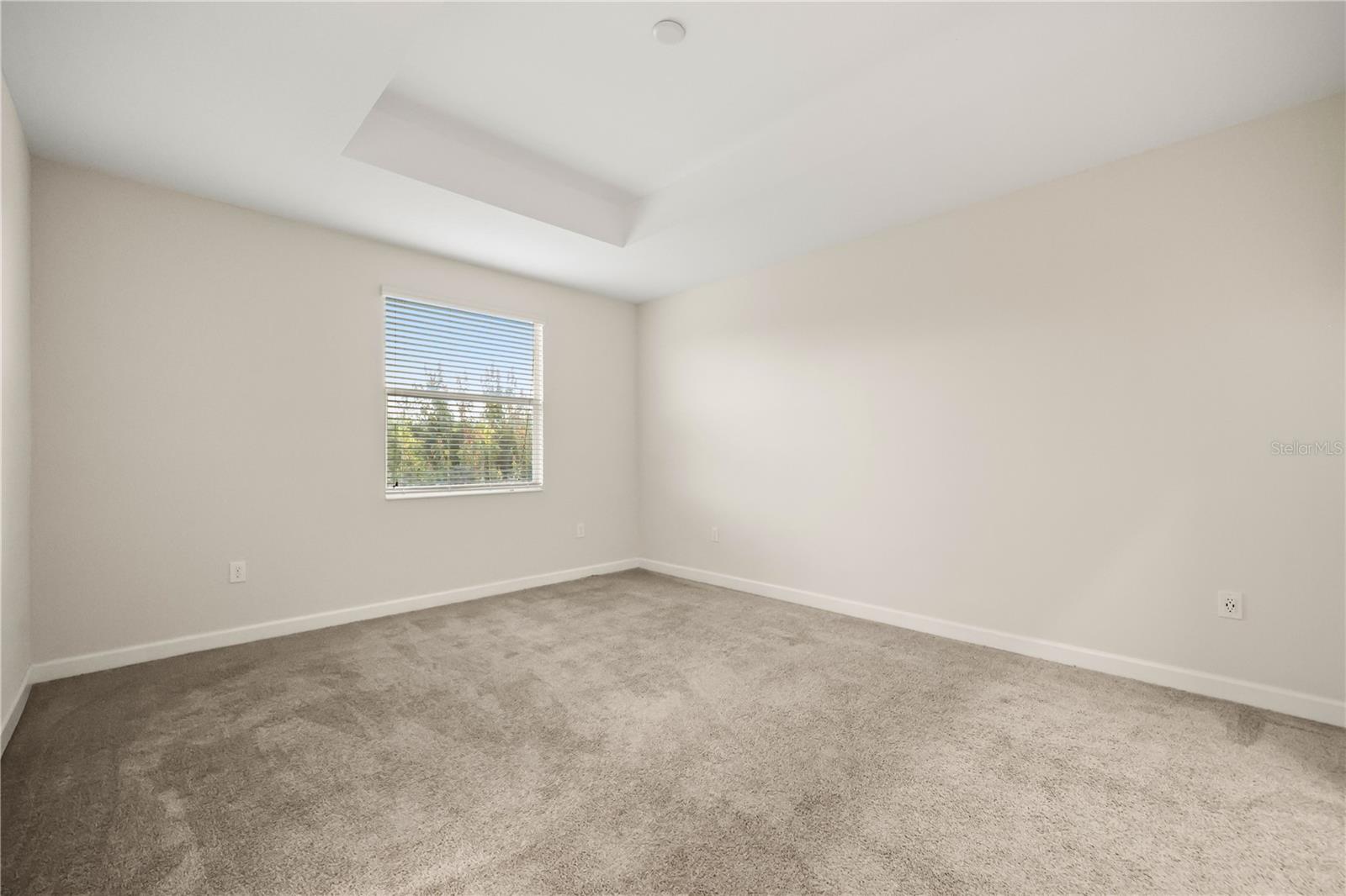 STOREY LAKE TRACT K PB 26 PGS 28-32 LOT 137 - Residential