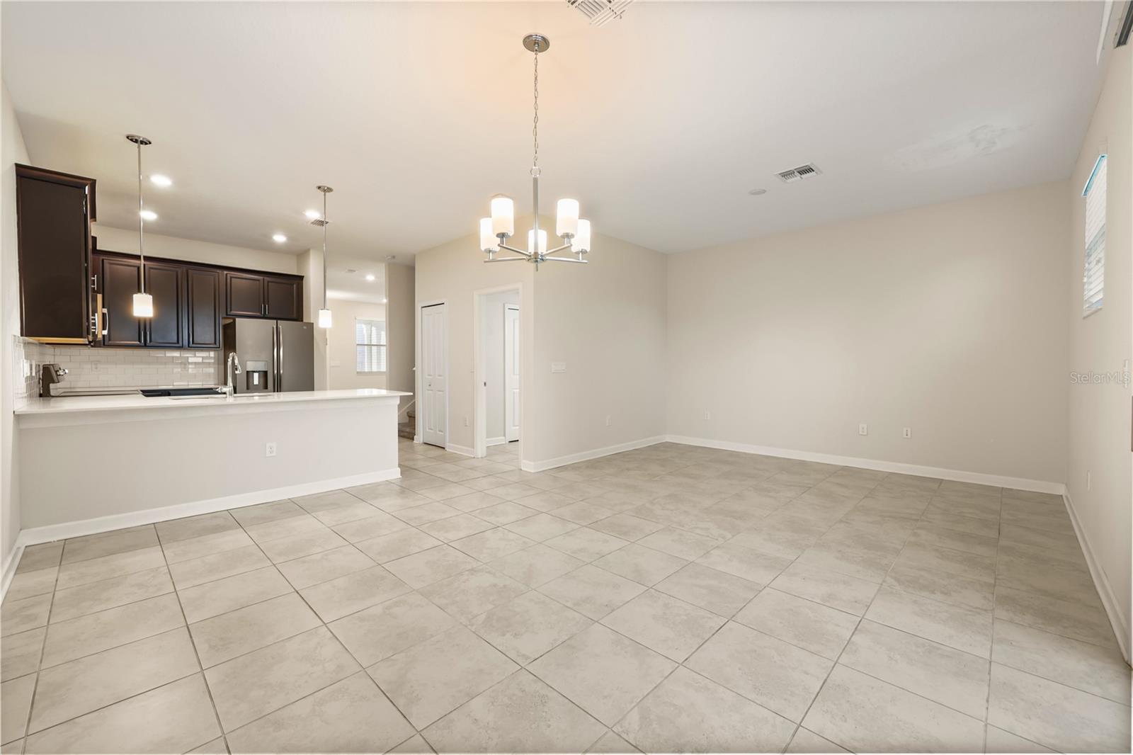STOREY LAKE TRACT K PB 26 PGS 28-32 LOT 137 - Residential
