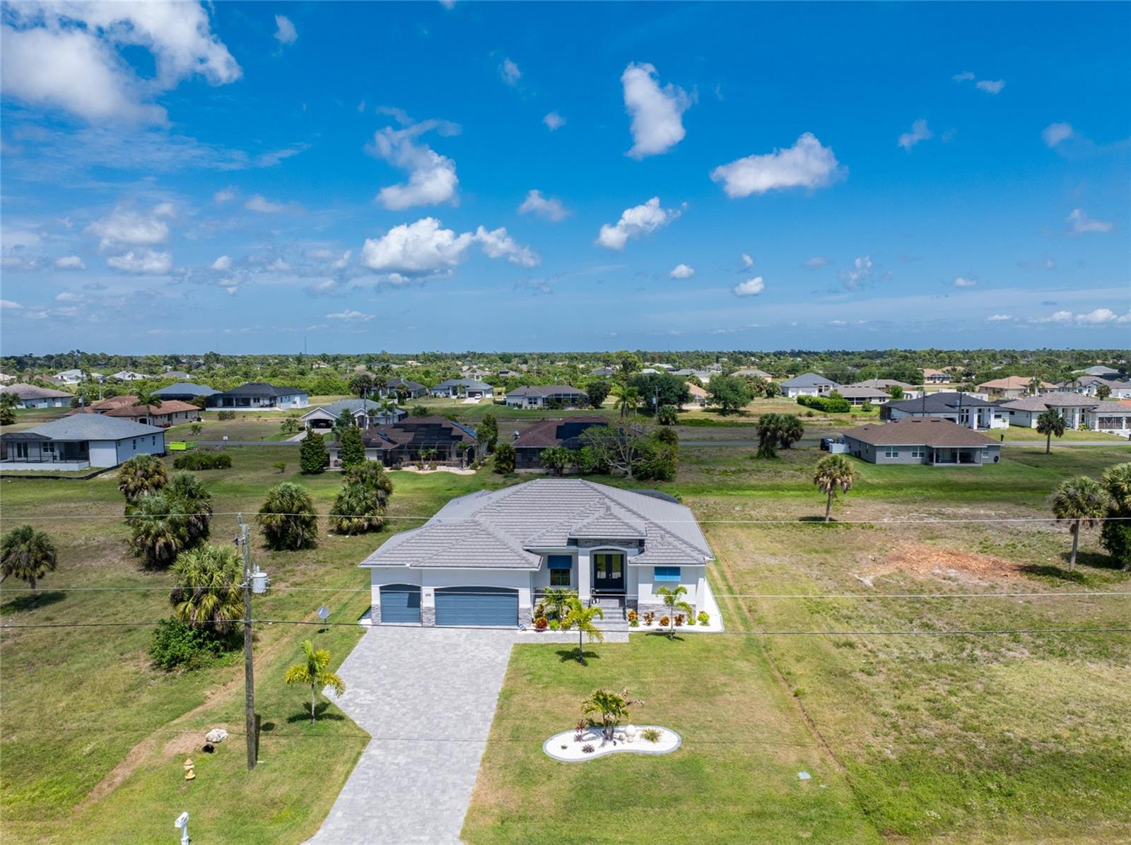 ROTONDA PINE VALLEY - Residential