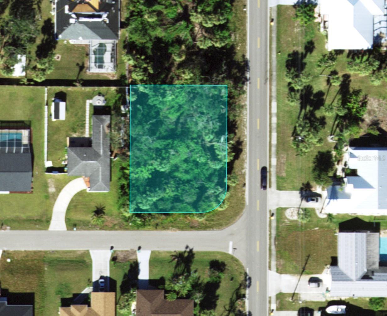 PORT CHARLOTTE SEC 021 - Land