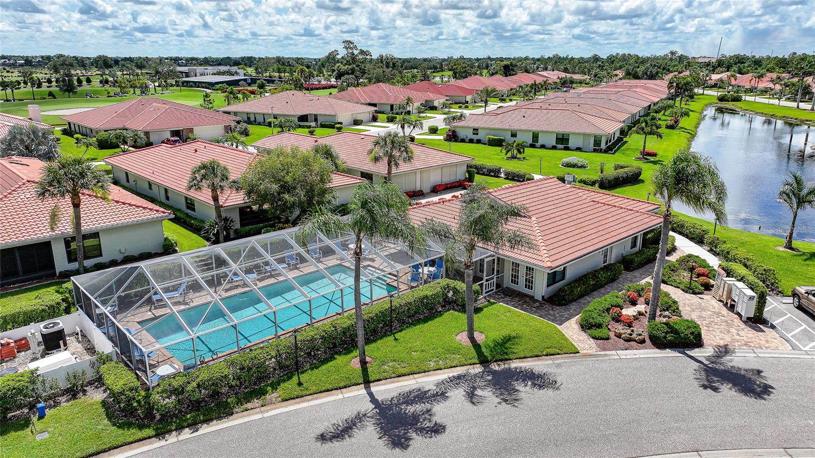 KINGSWAY GOLF VILLAS FIRST ADD - Residential