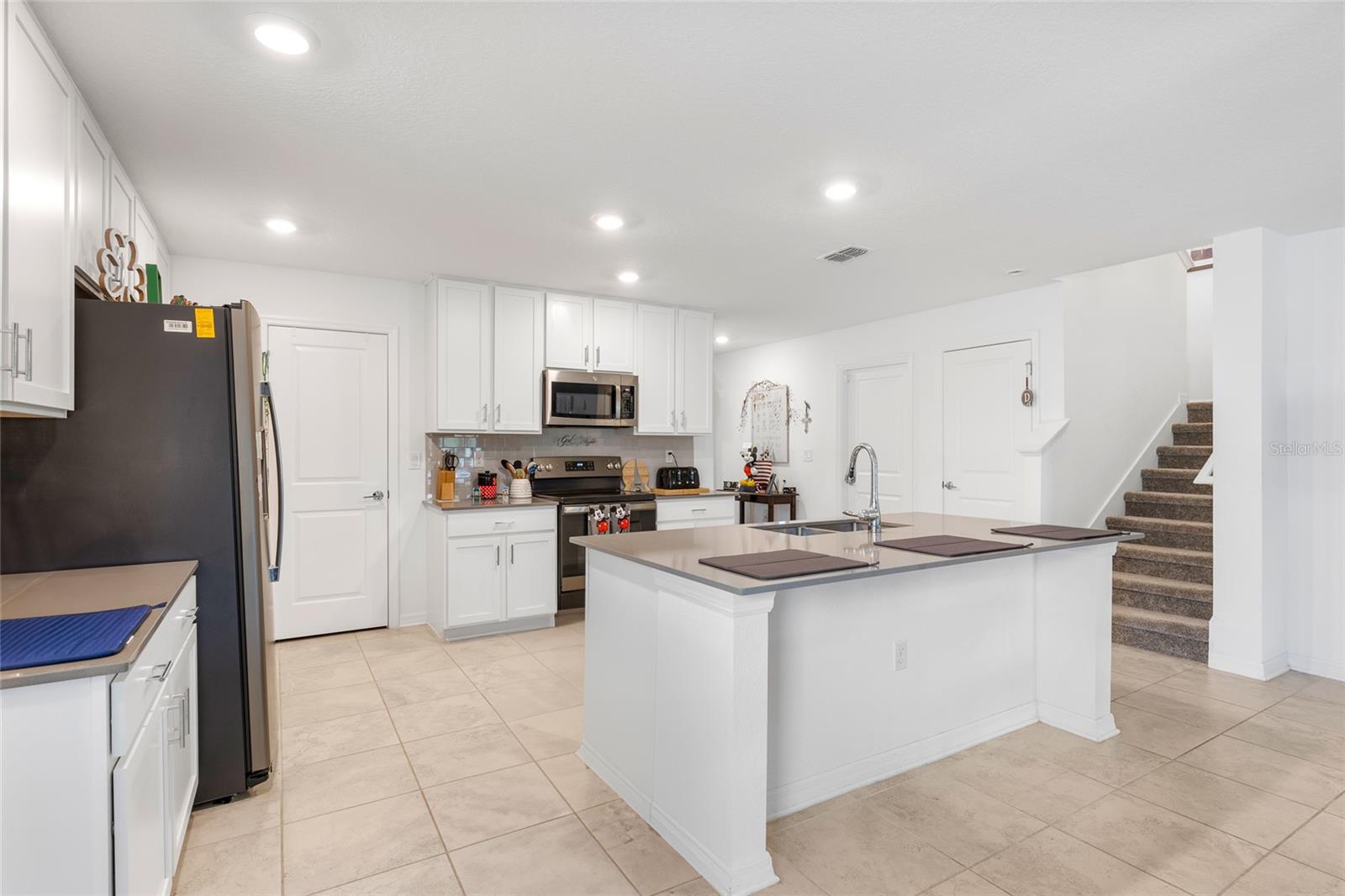 STOREY CREEK PH 2B - Residential Lease