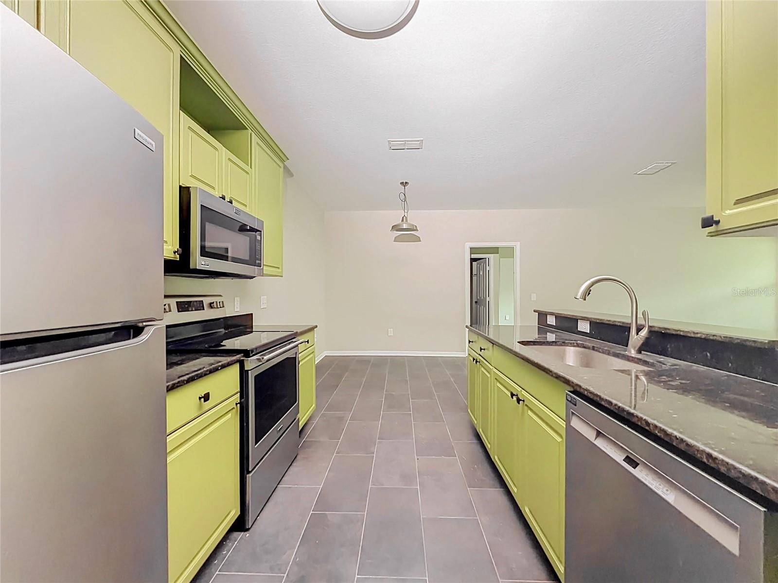 VILLAS AT SOUTHERN DUNES CONDO - Residential