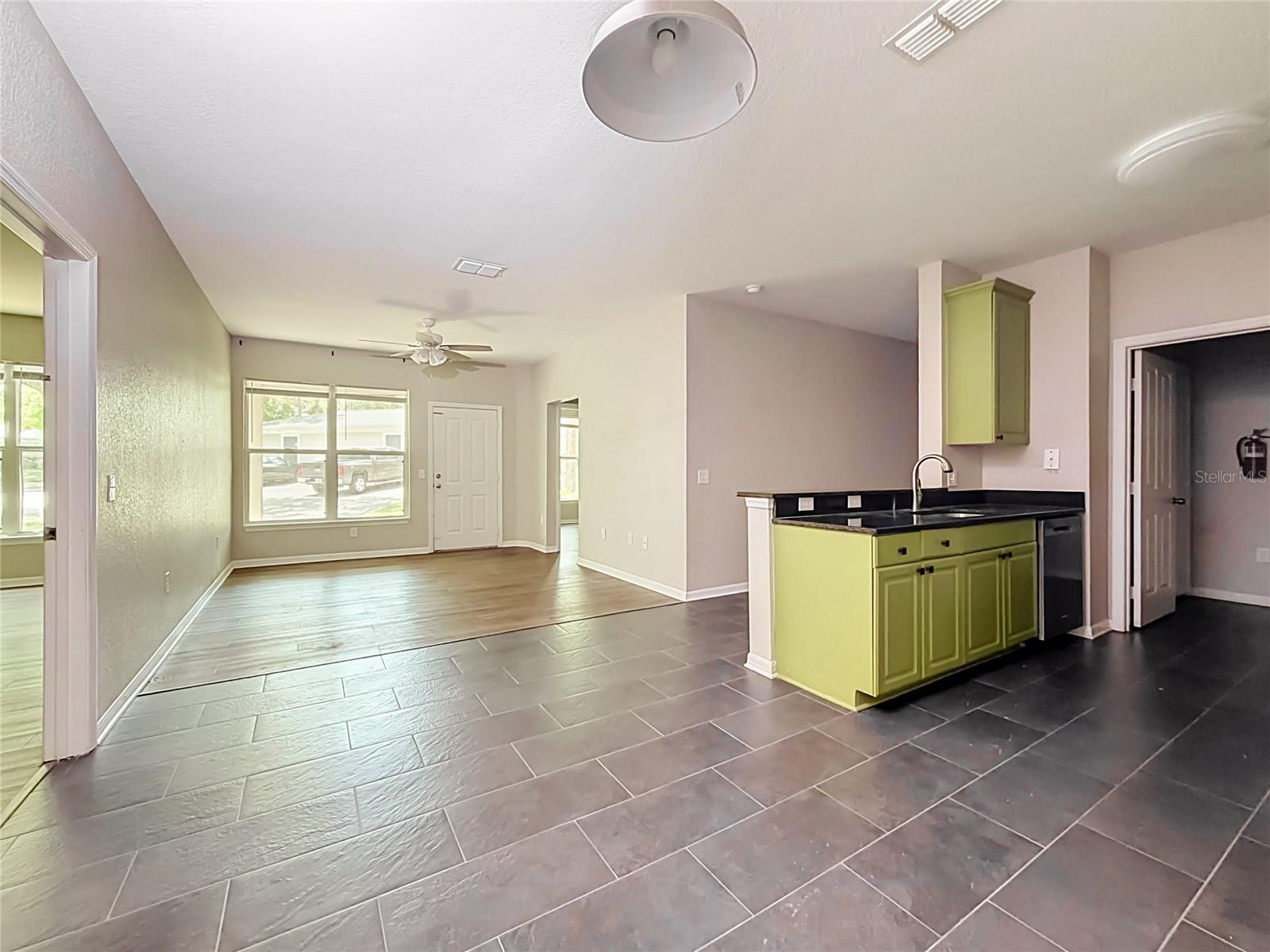 VILLAS AT SOUTHERN DUNES CONDO - Residential