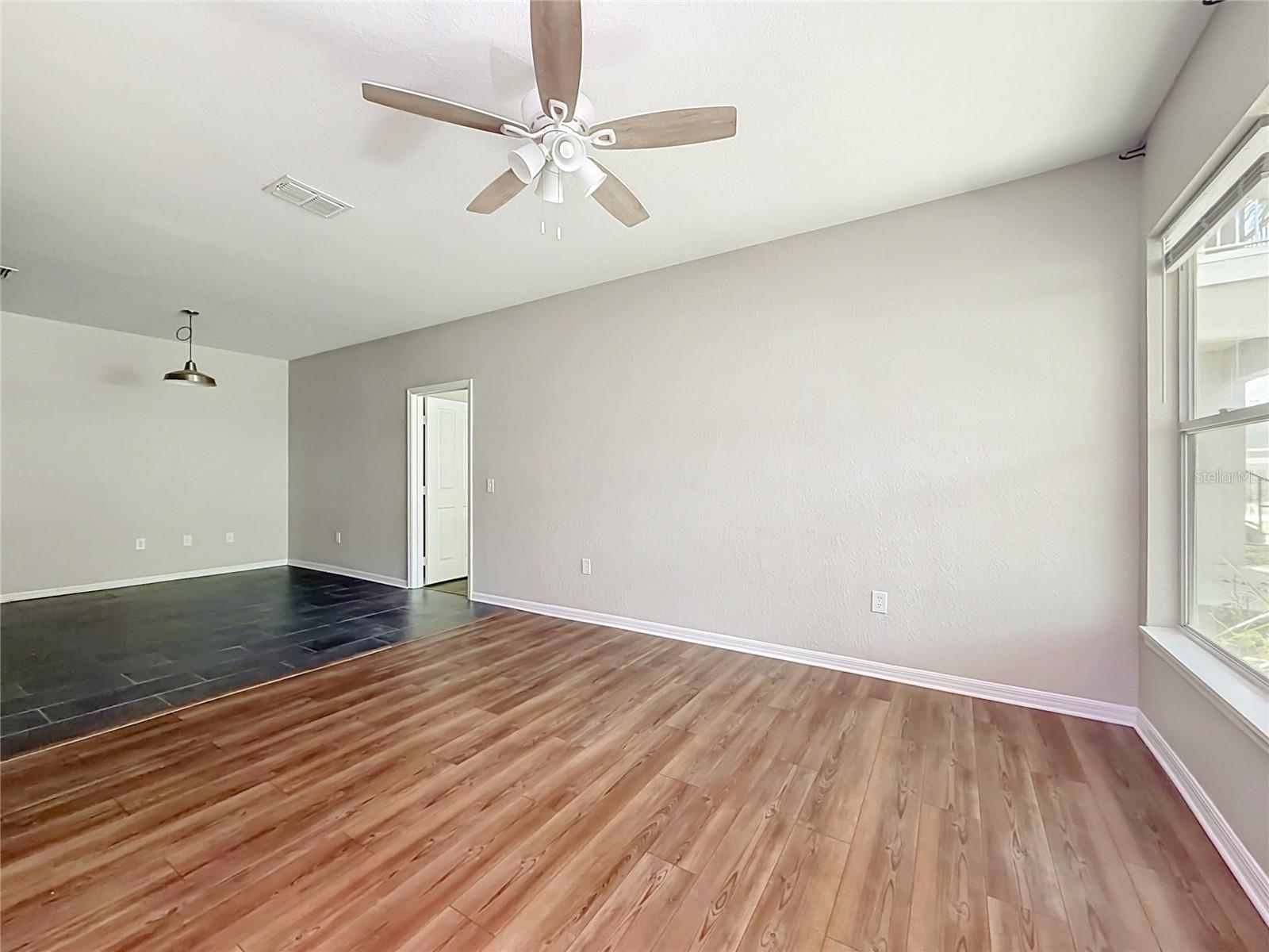 VILLAS AT SOUTHERN DUNES CONDO - Residential