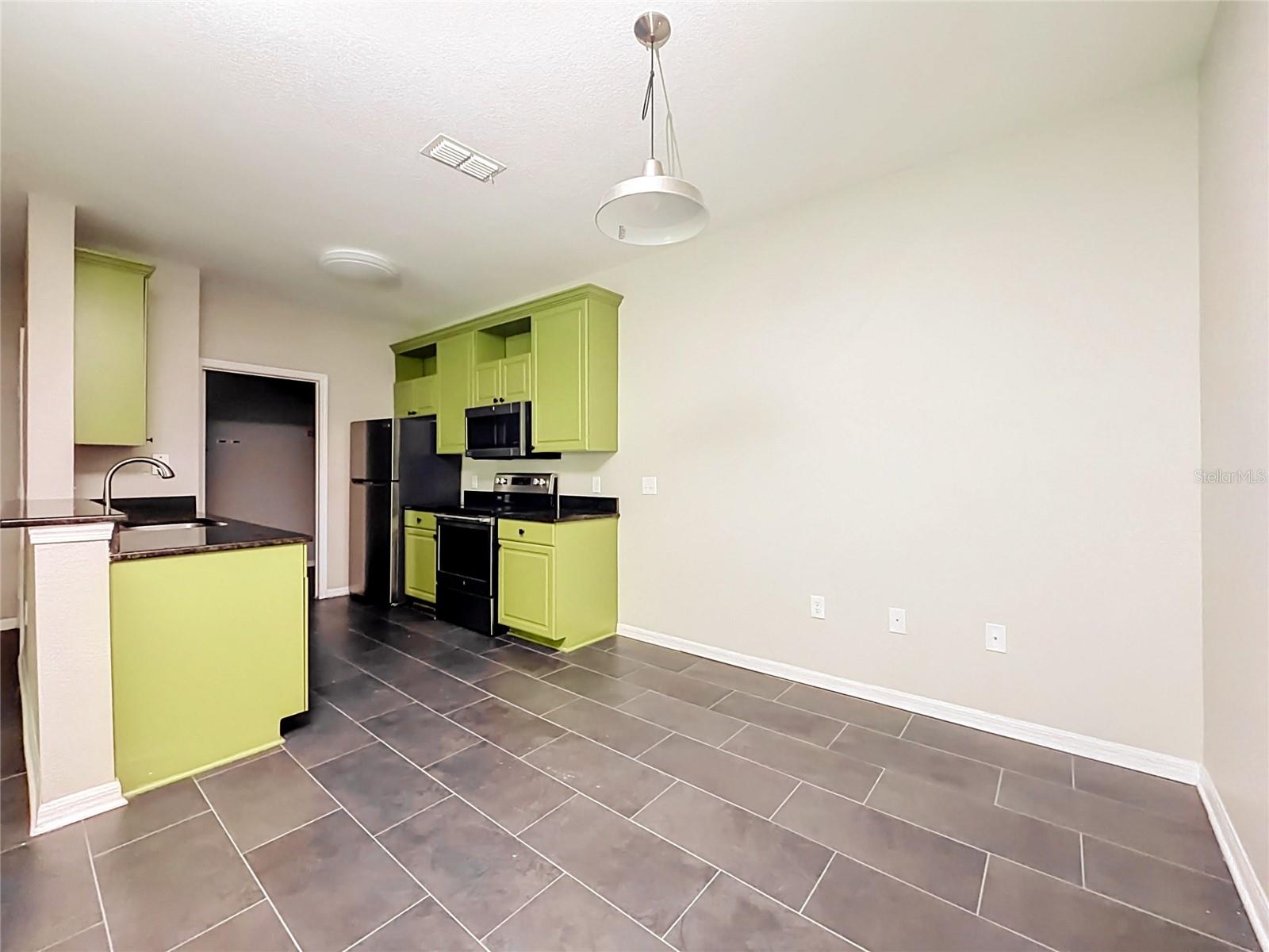 VILLAS AT SOUTHERN DUNES CONDO - Residential