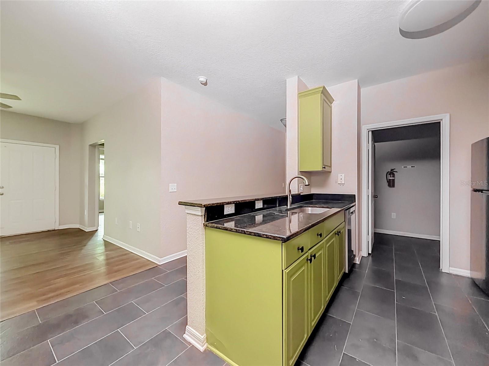 VILLAS AT SOUTHERN DUNES CONDO - Residential
