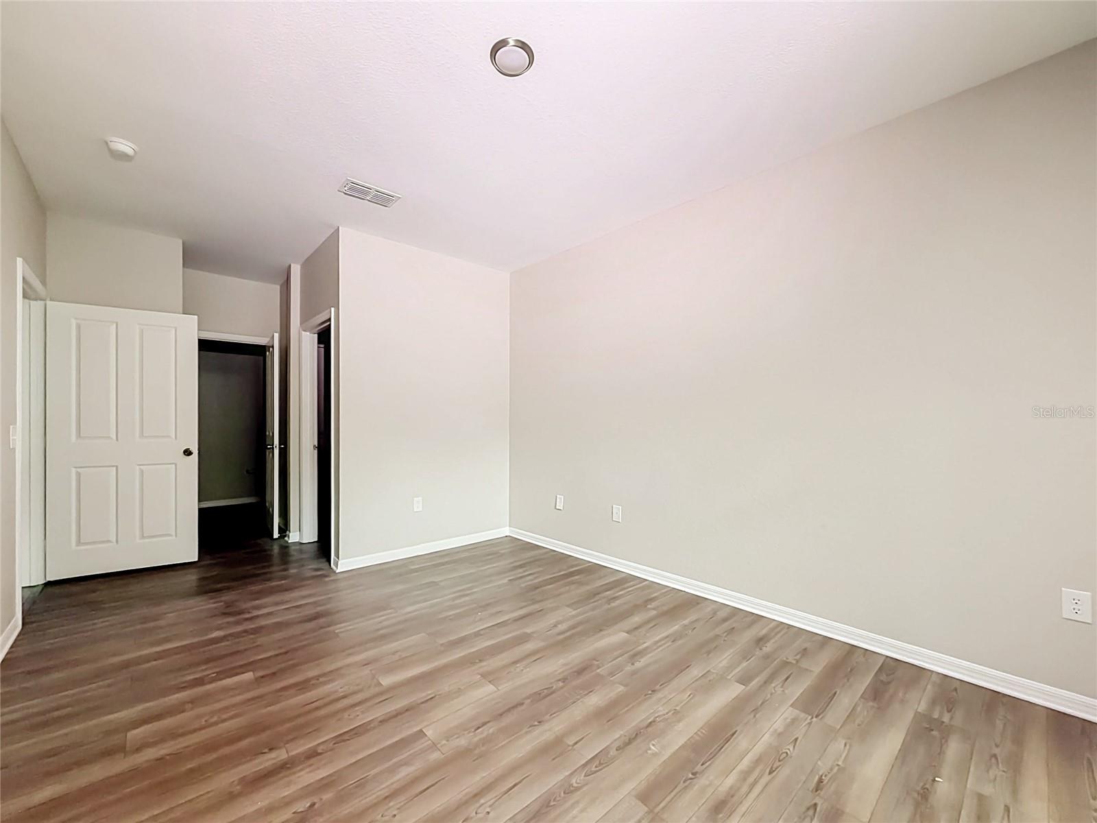 VILLAS AT SOUTHERN DUNES CONDO - Residential