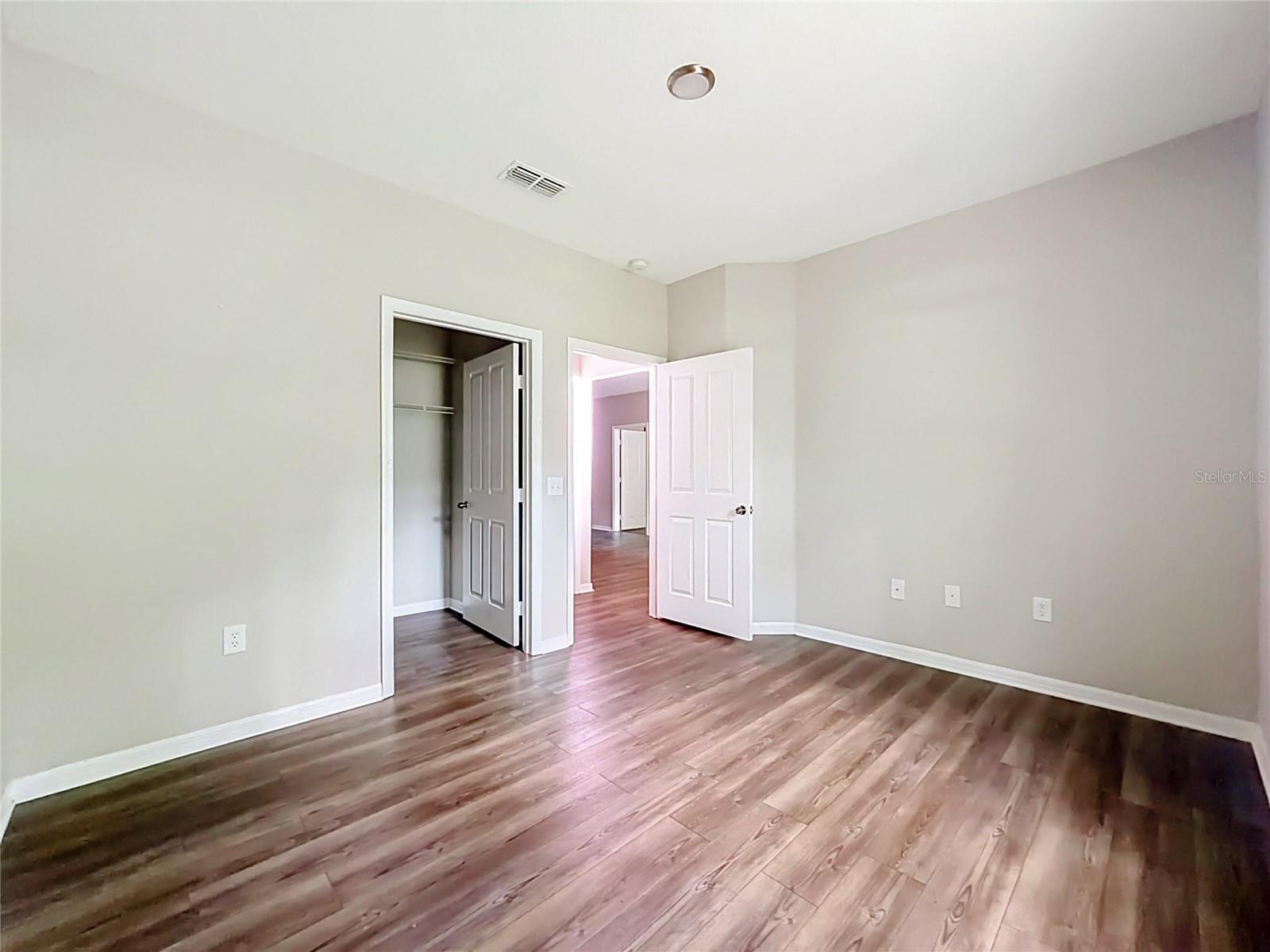 VILLAS AT SOUTHERN DUNES CONDO - Residential