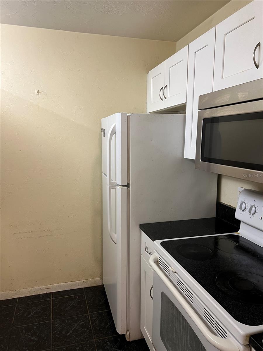 UNIV TERRACE W - Residential Lease