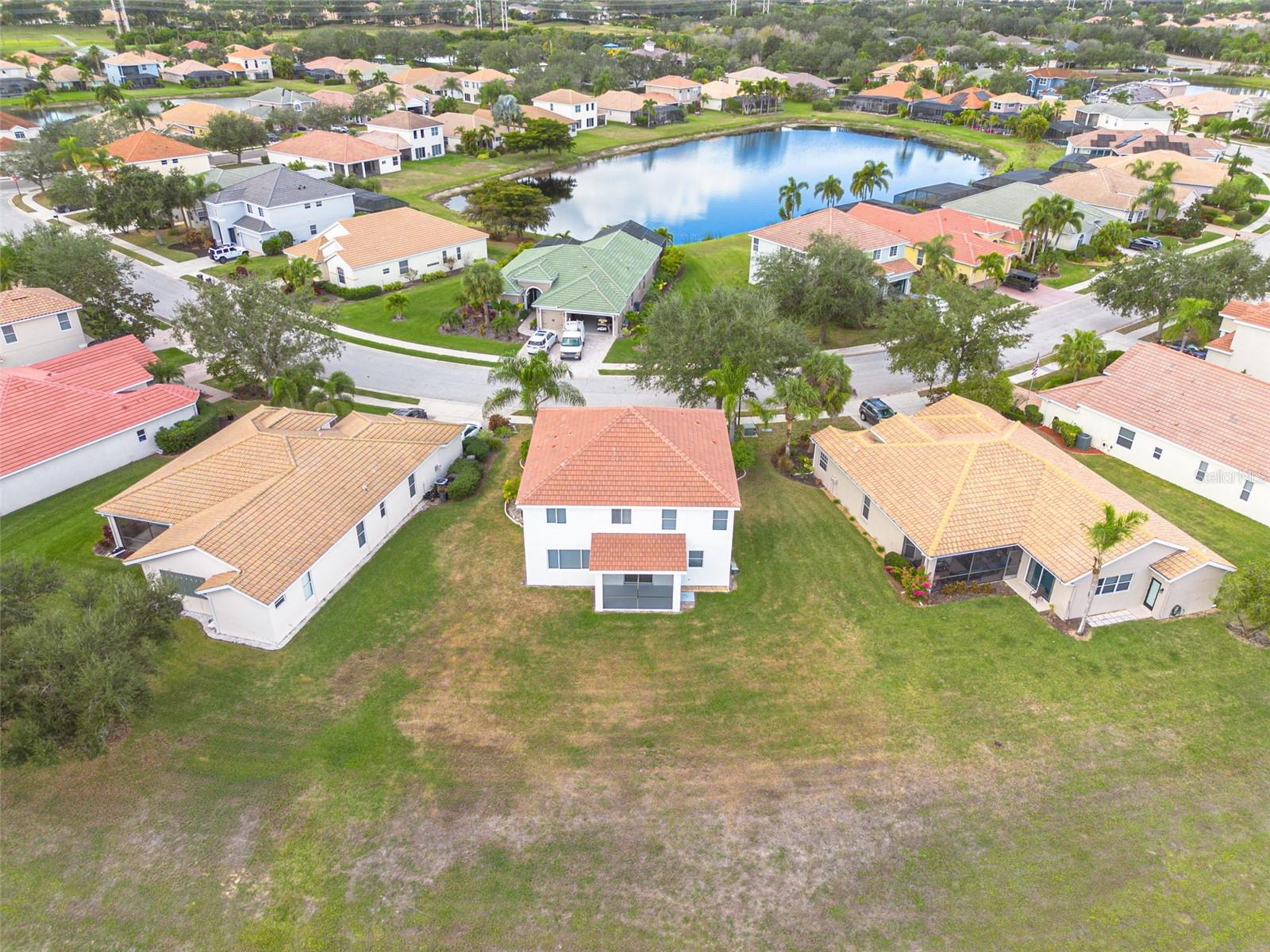 STONEYBROOK AT HERITAGE HARBOUR D-1 - Residential