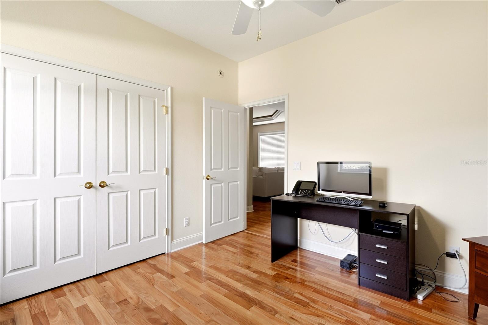 HAWKS RIDGE - Residential