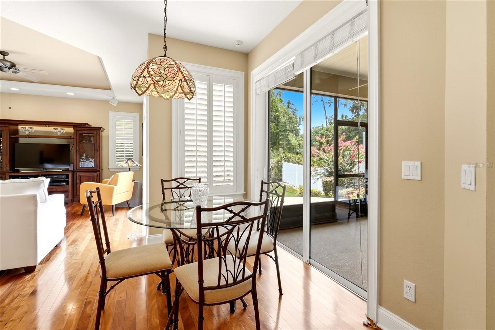 HAWKS RIDGE - Residential