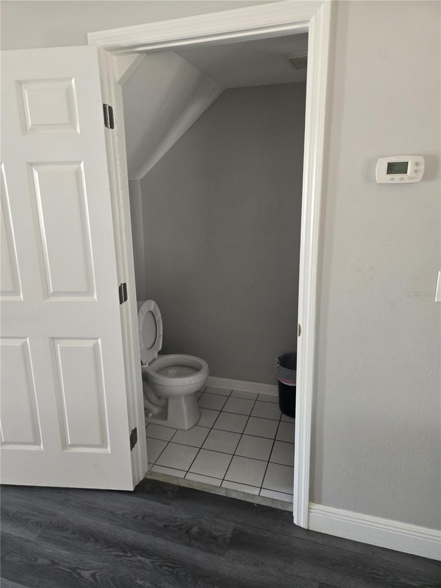 FLORIDA PALMS - Residential Lease