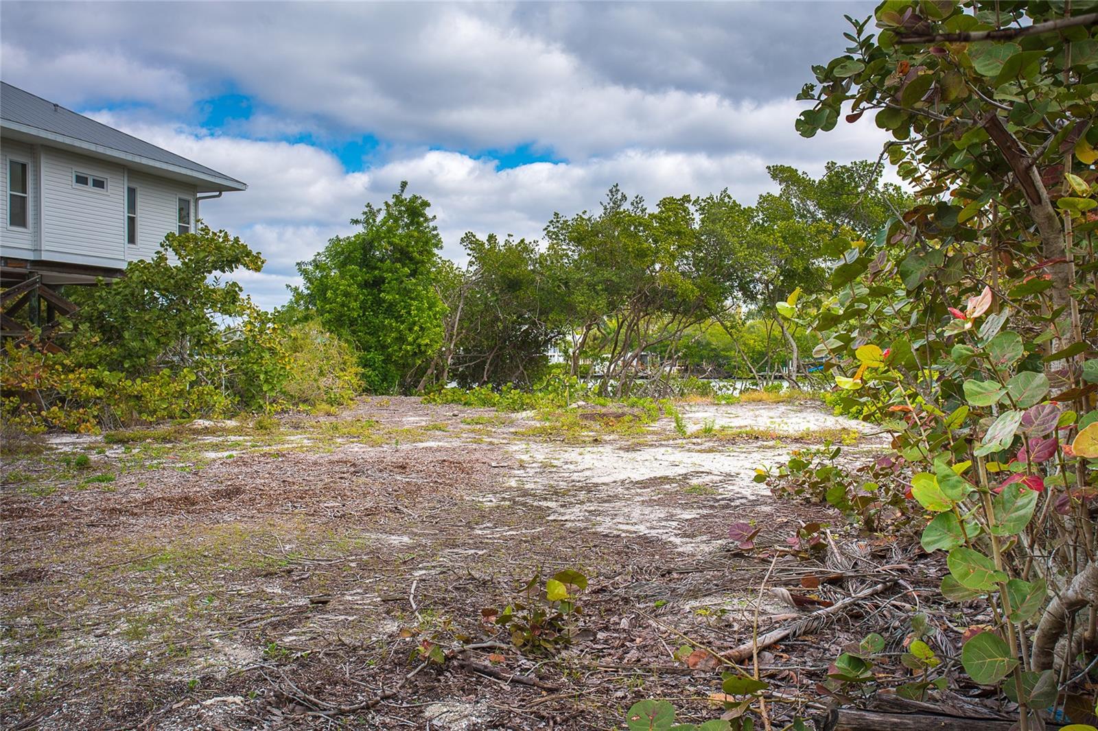 PALM ISLAND ESTATES UNIT 4 - Land