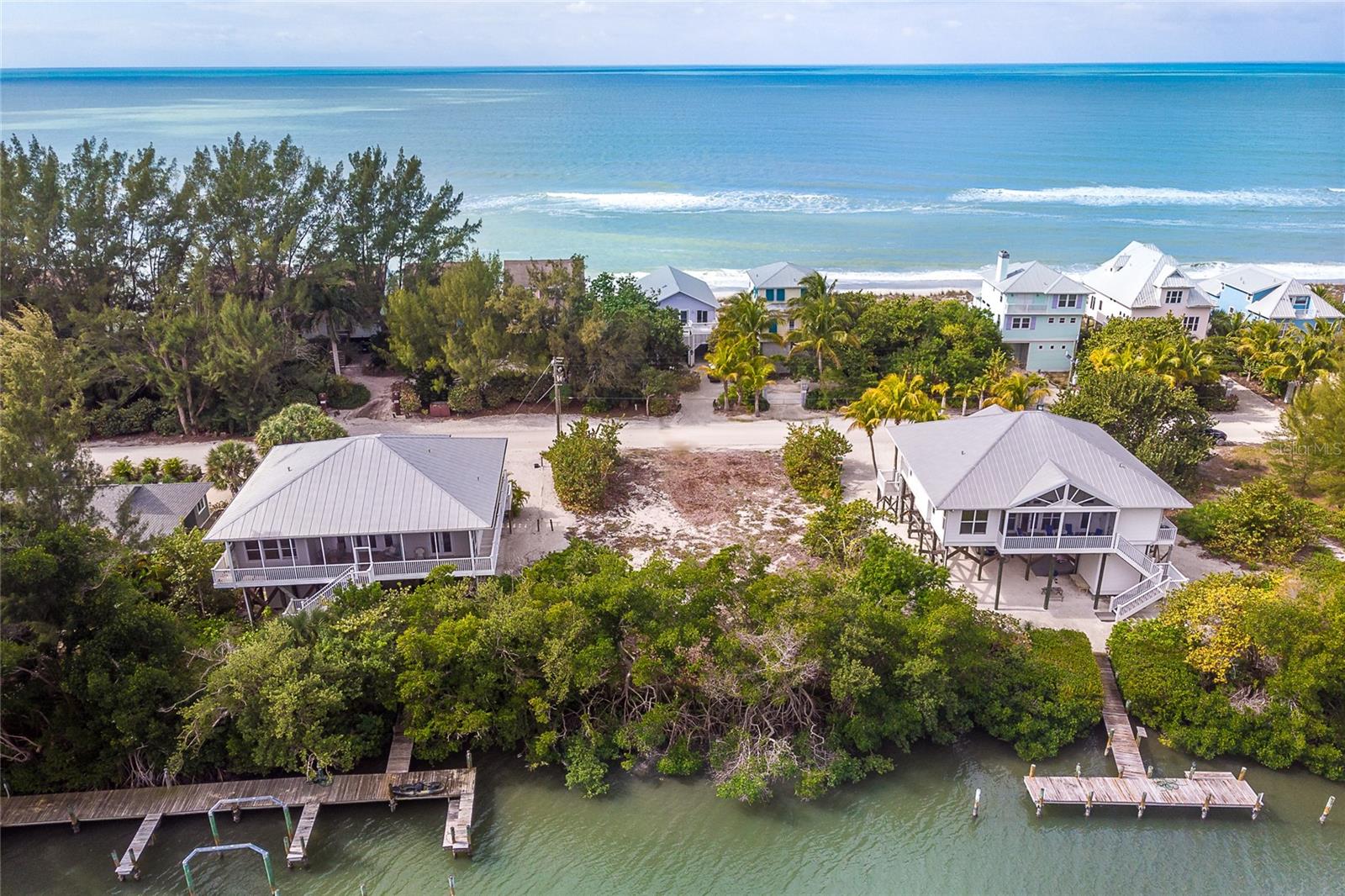 PALM ISLAND ESTATES UNIT 4 - Land