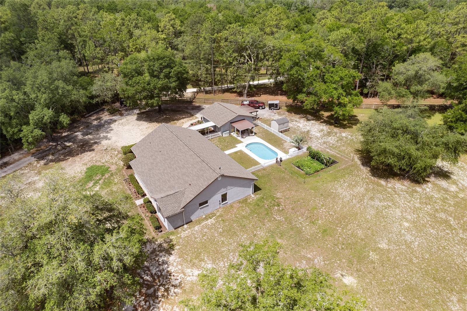 STARWOOD ACRES - Residential