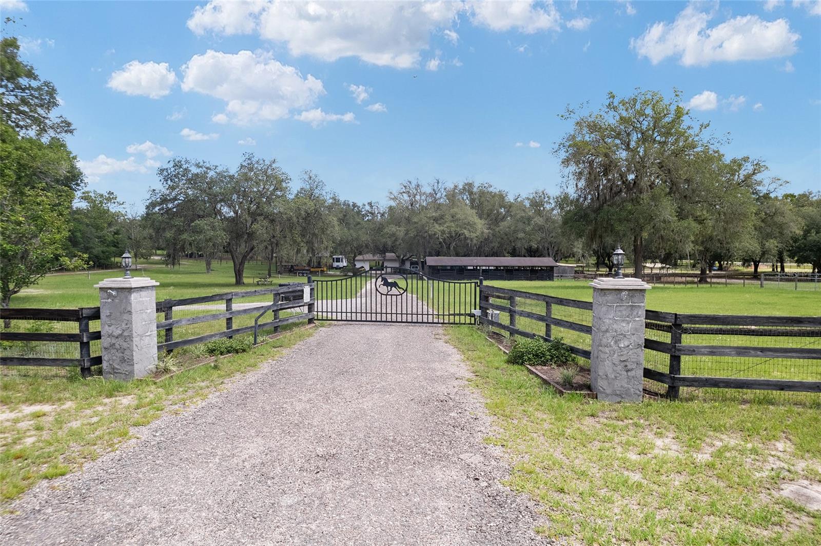 STARWOOD ACRES - Residential