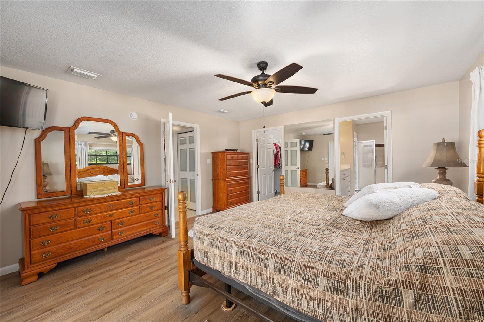 STARWOOD ACRES - Residential