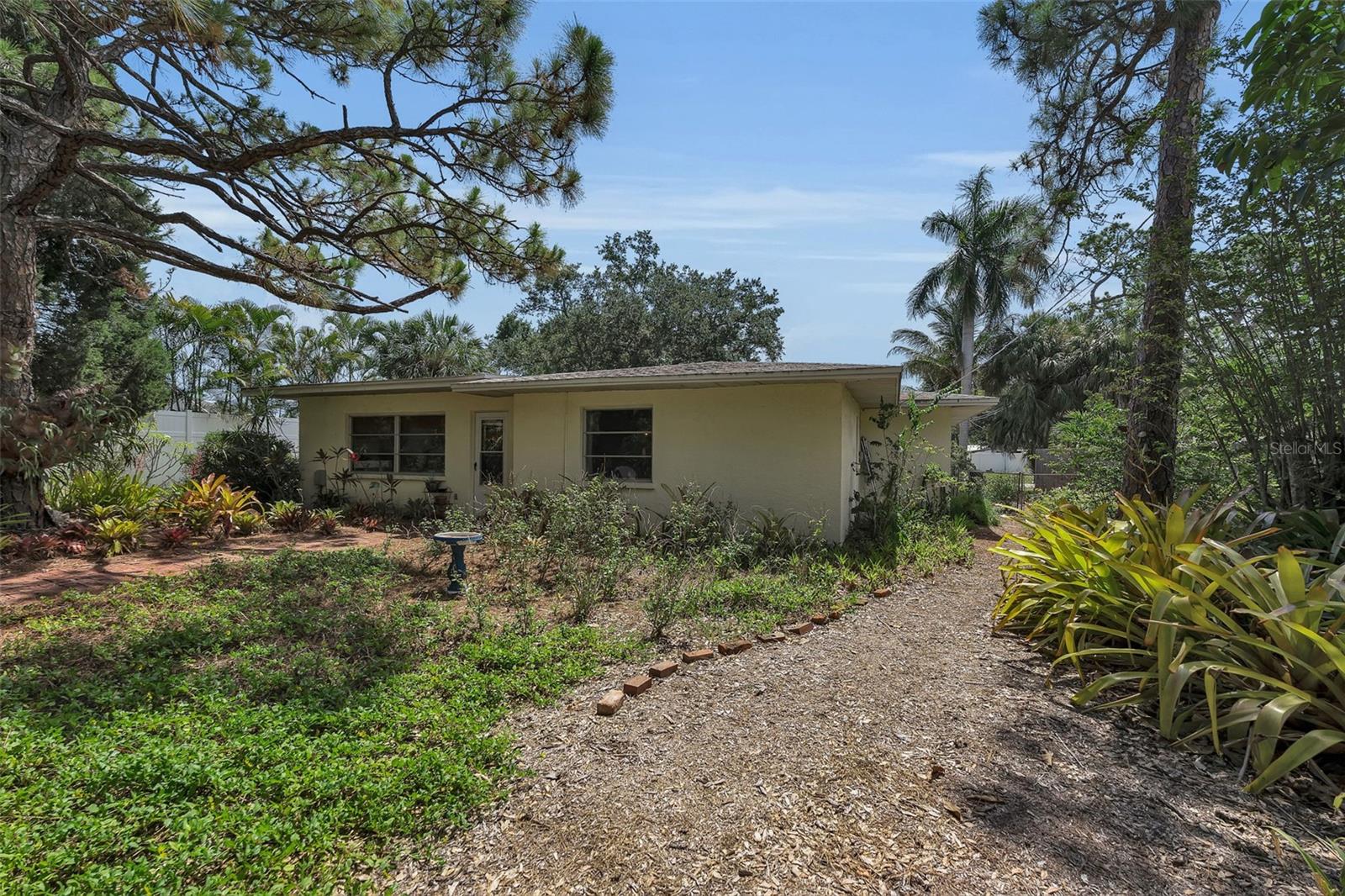 WEST WOODS - Residential