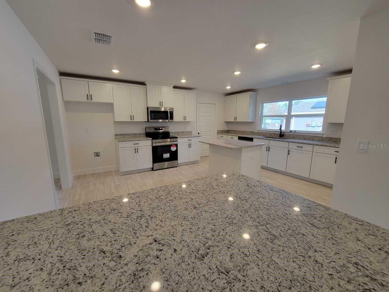 MARION OAKS UN 04 - Residential