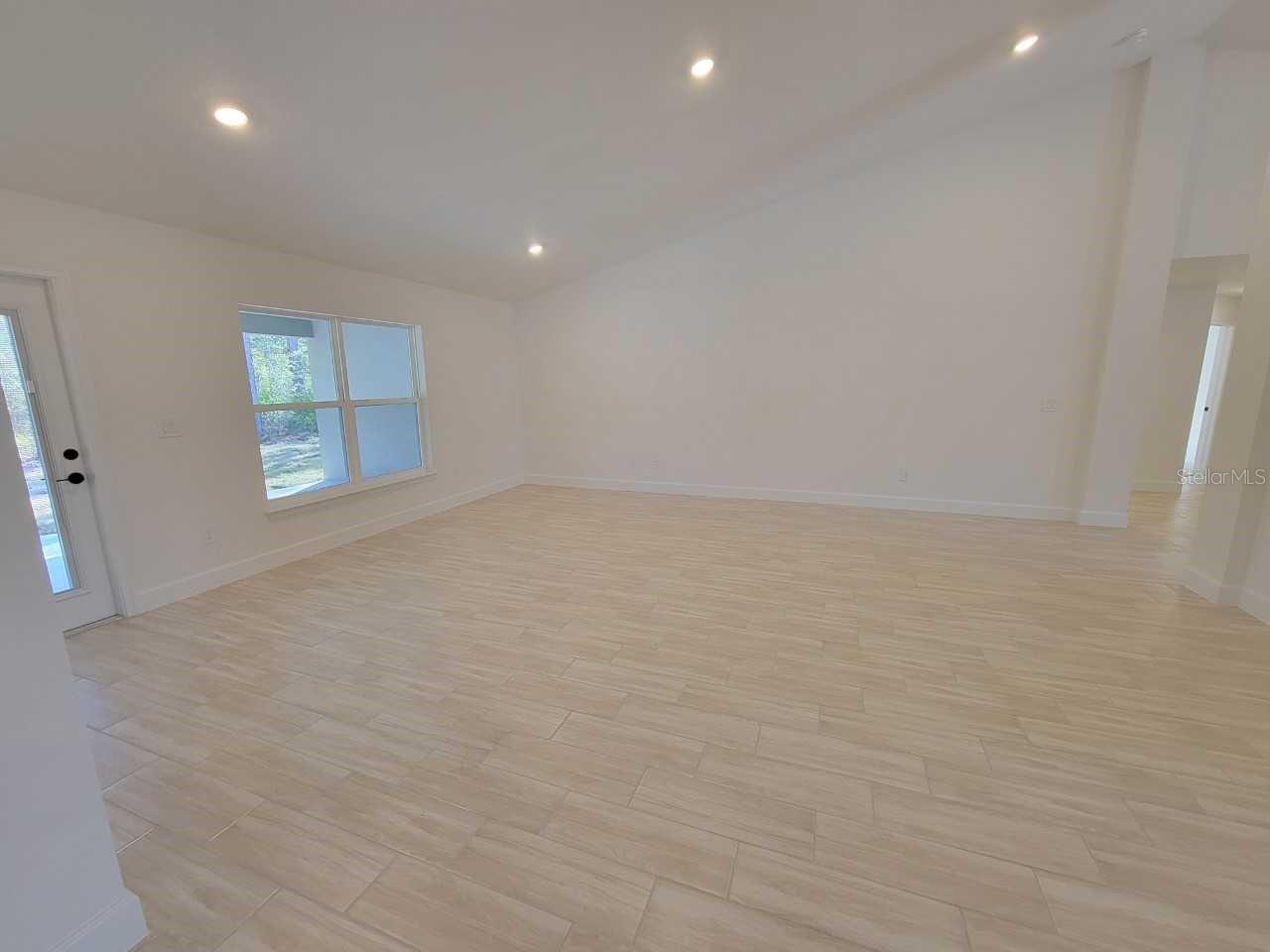 MARION OAKS UN 04 - Residential
