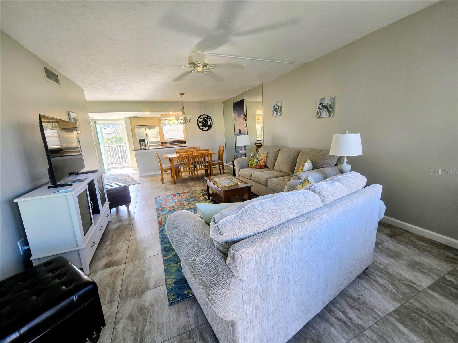 SIESTA HARBOR I - Residential
