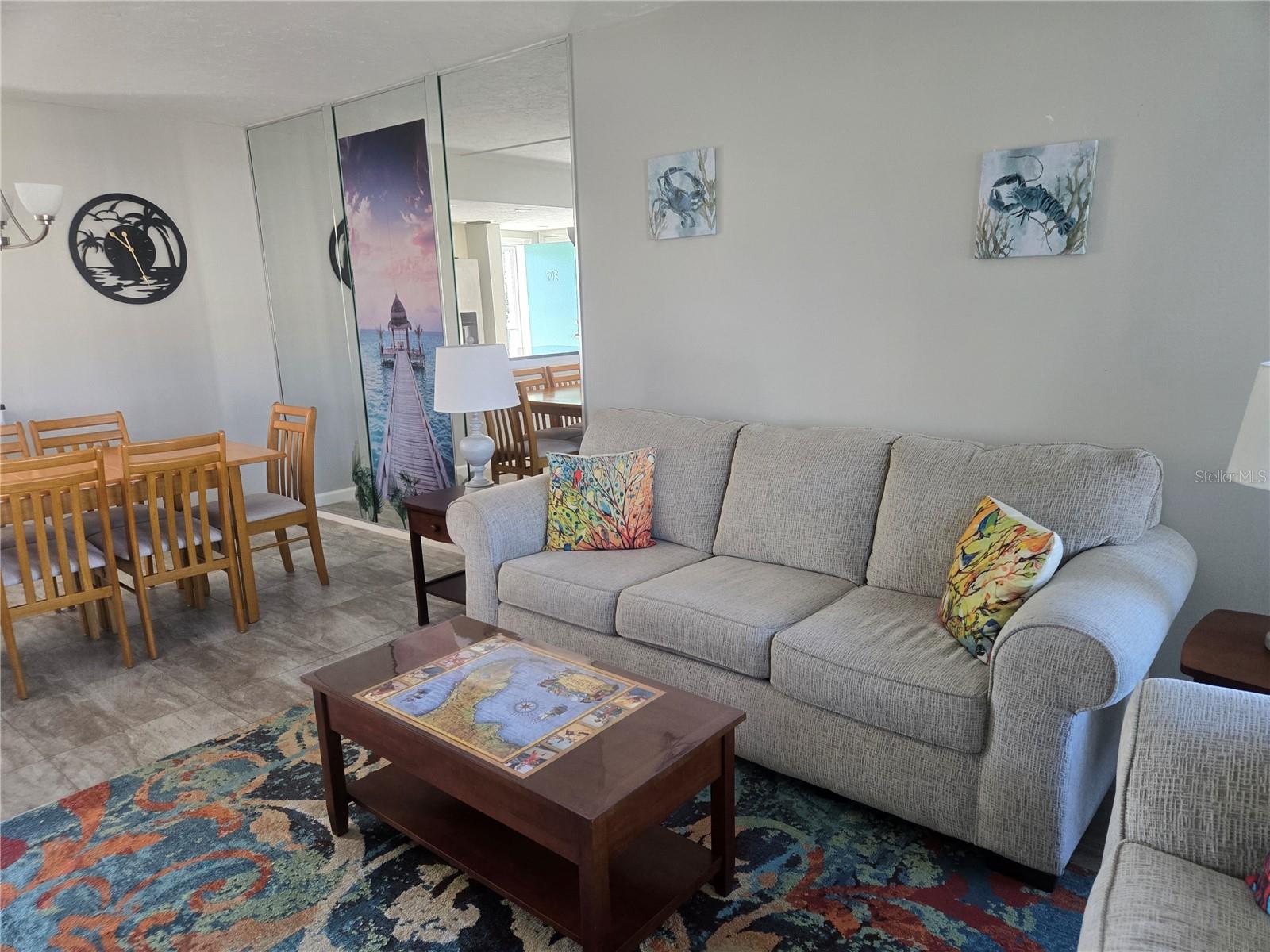 SIESTA HARBOR I - Residential