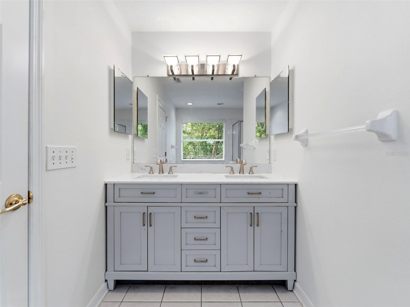 FISHHAWK RANCH PH 2 PRCL - Residential