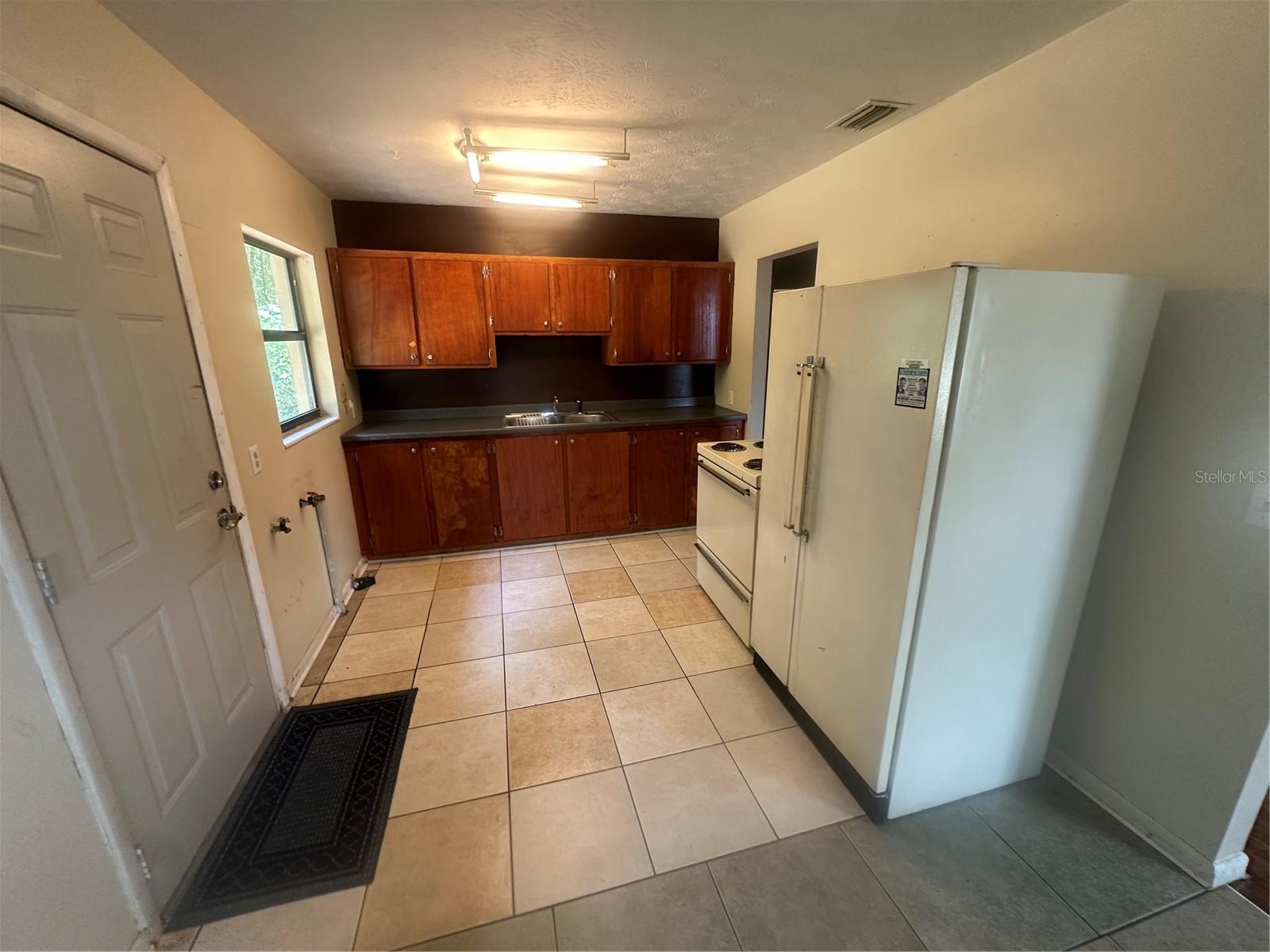 MEADOWS - Residential