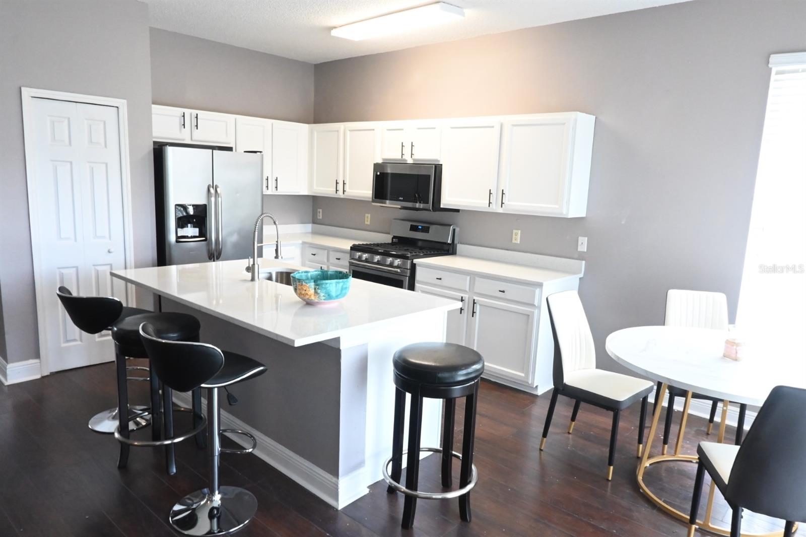 FAIRWAYS LAKE ESTATES - Residential
