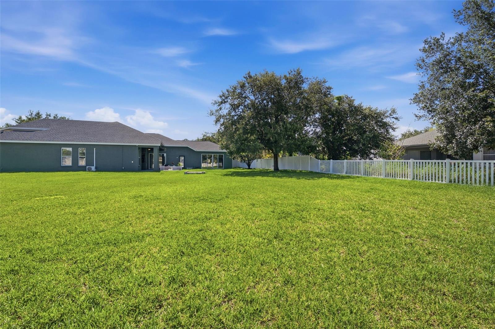 LAKE TALIA PH 01 - Residential