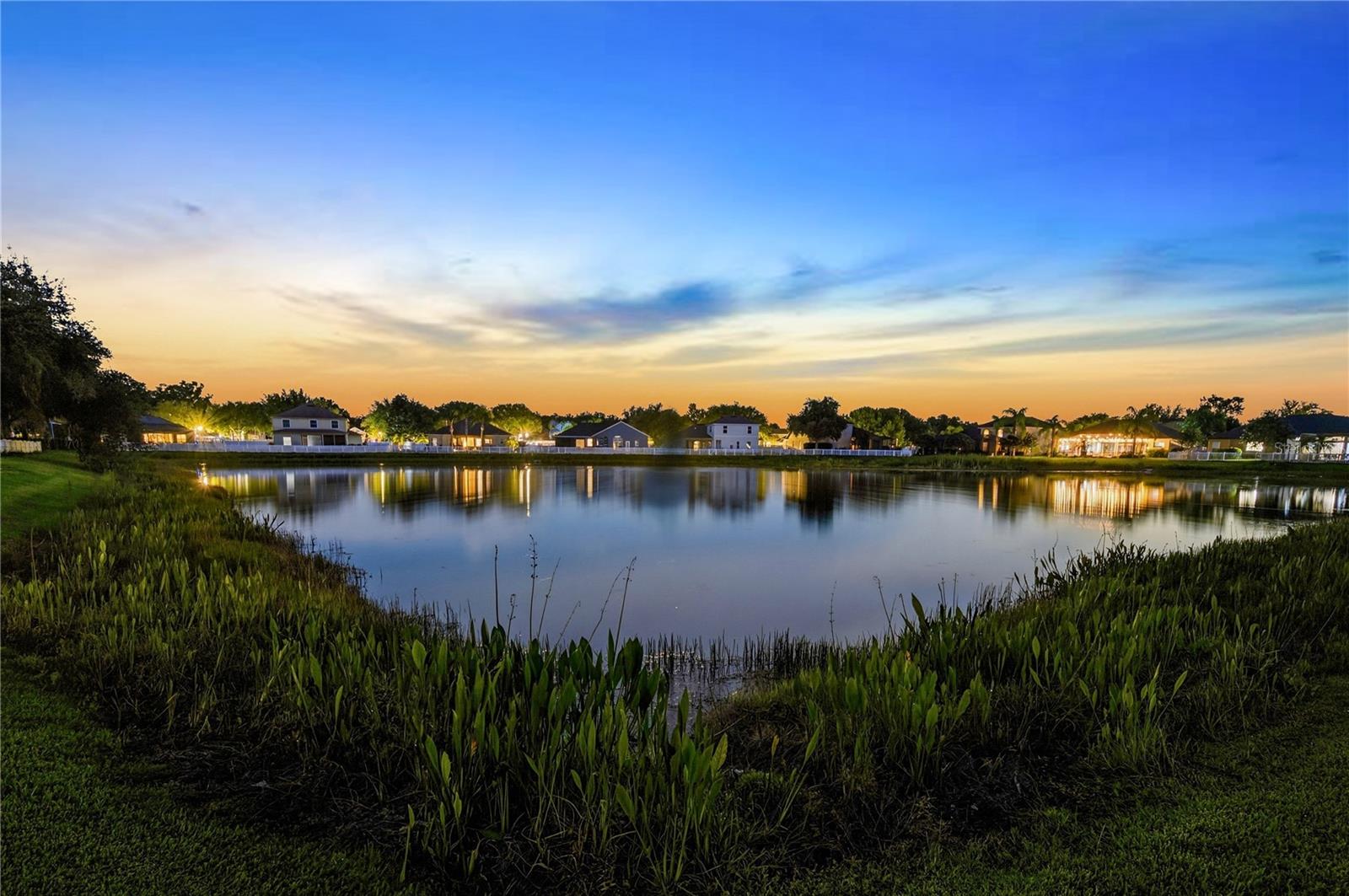 LAKE TALIA PH 01 - Residential