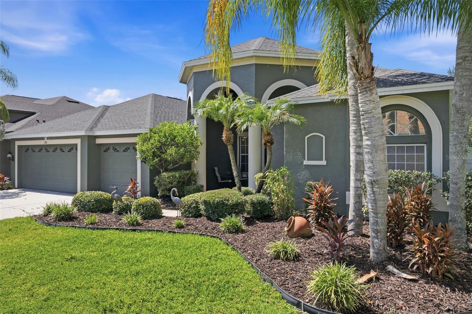 LAKE TALIA PH 01 - Residential