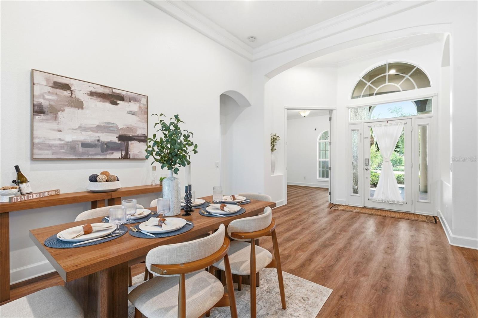 LAKE TALIA PH 01 - Residential