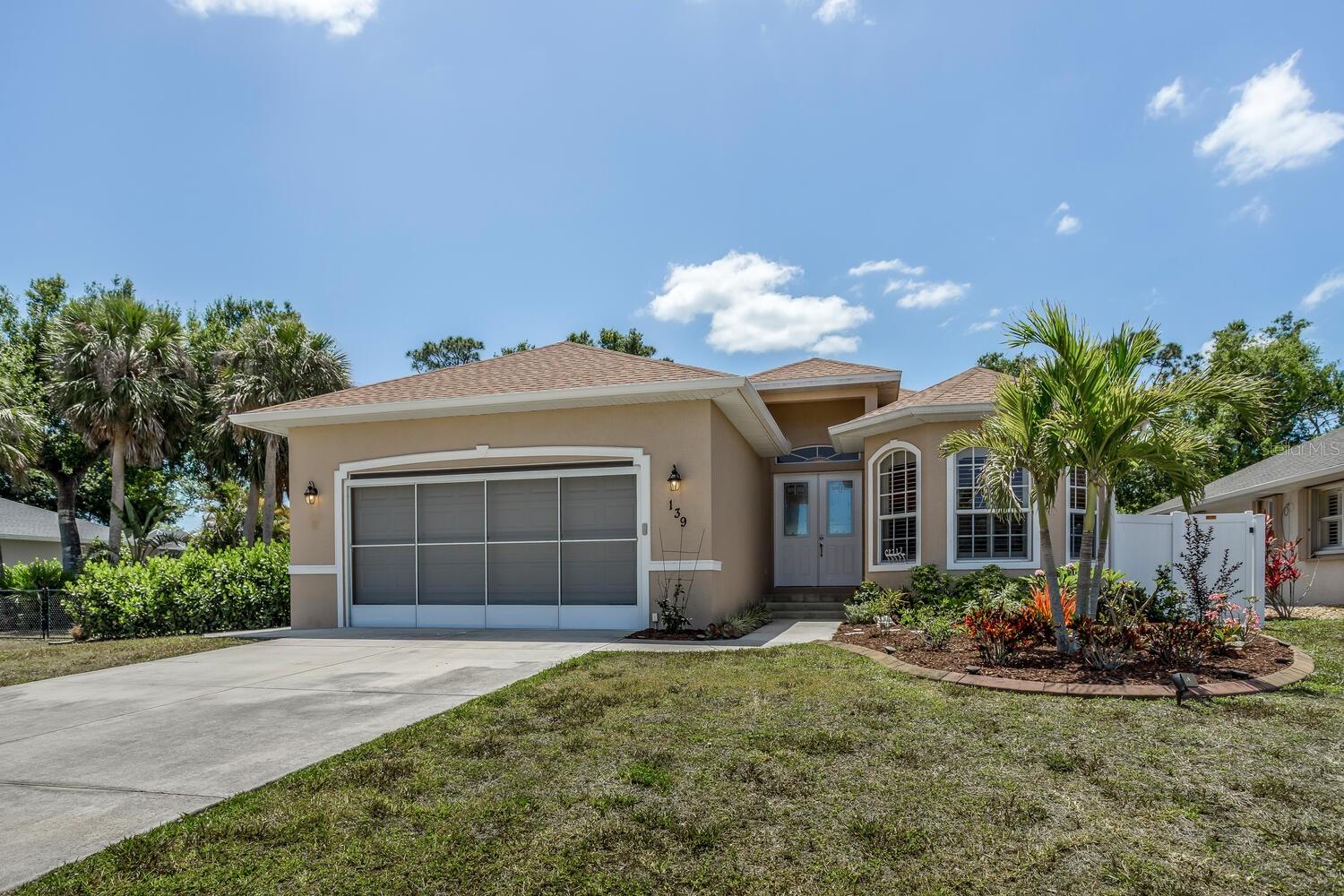 ROTONDA LAKES - Residential
