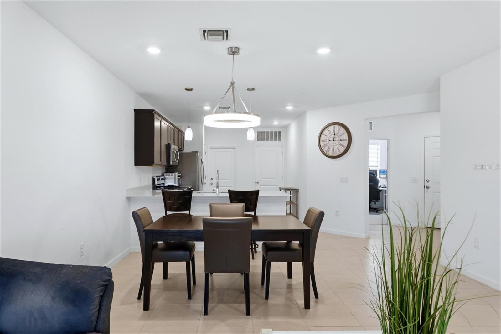 AVANTI/WATERSIDE - Residential