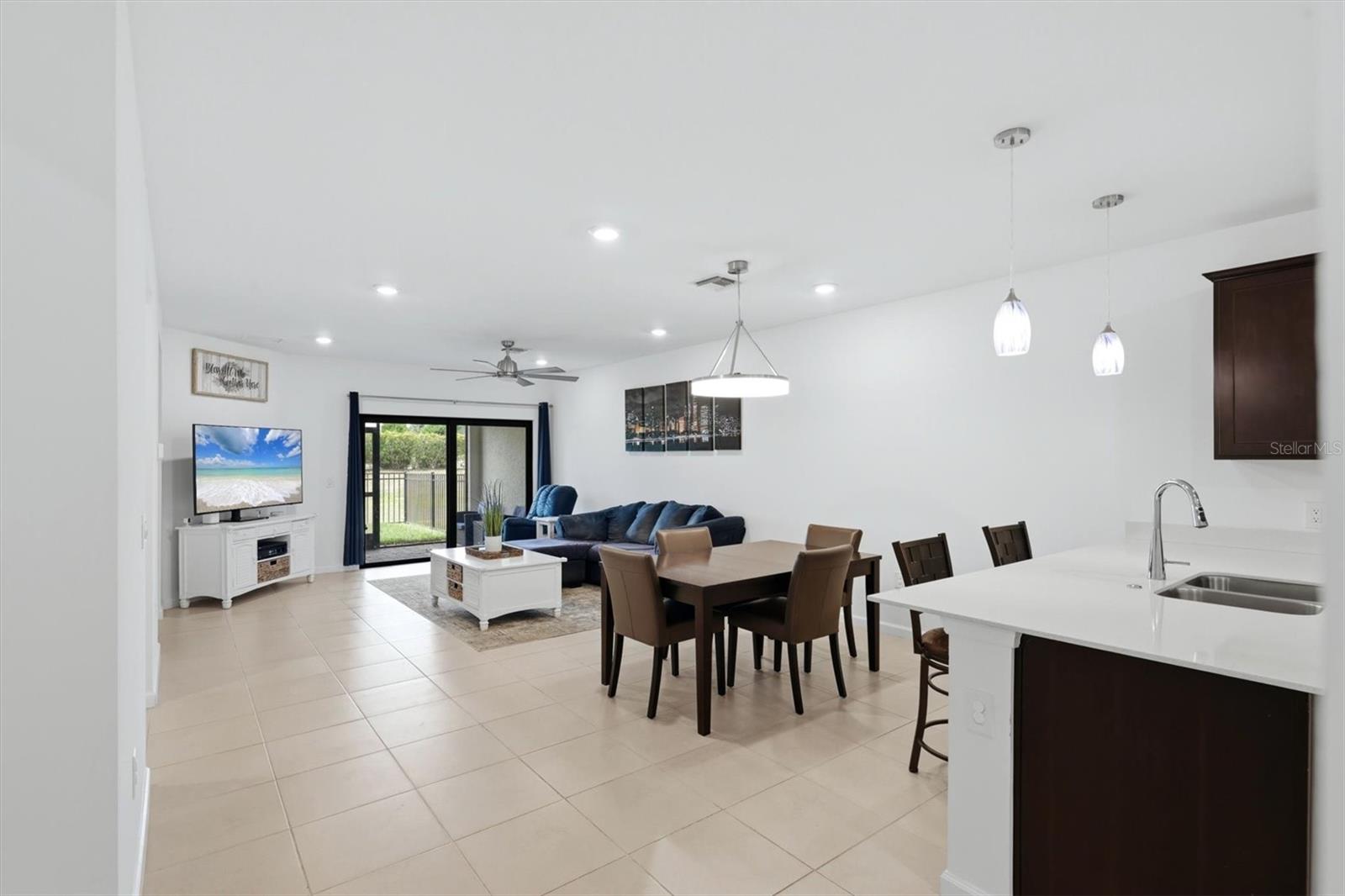AVANTI/WATERSIDE - Residential
