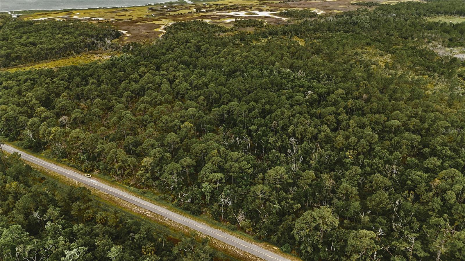 ISLE/PALMS - Land