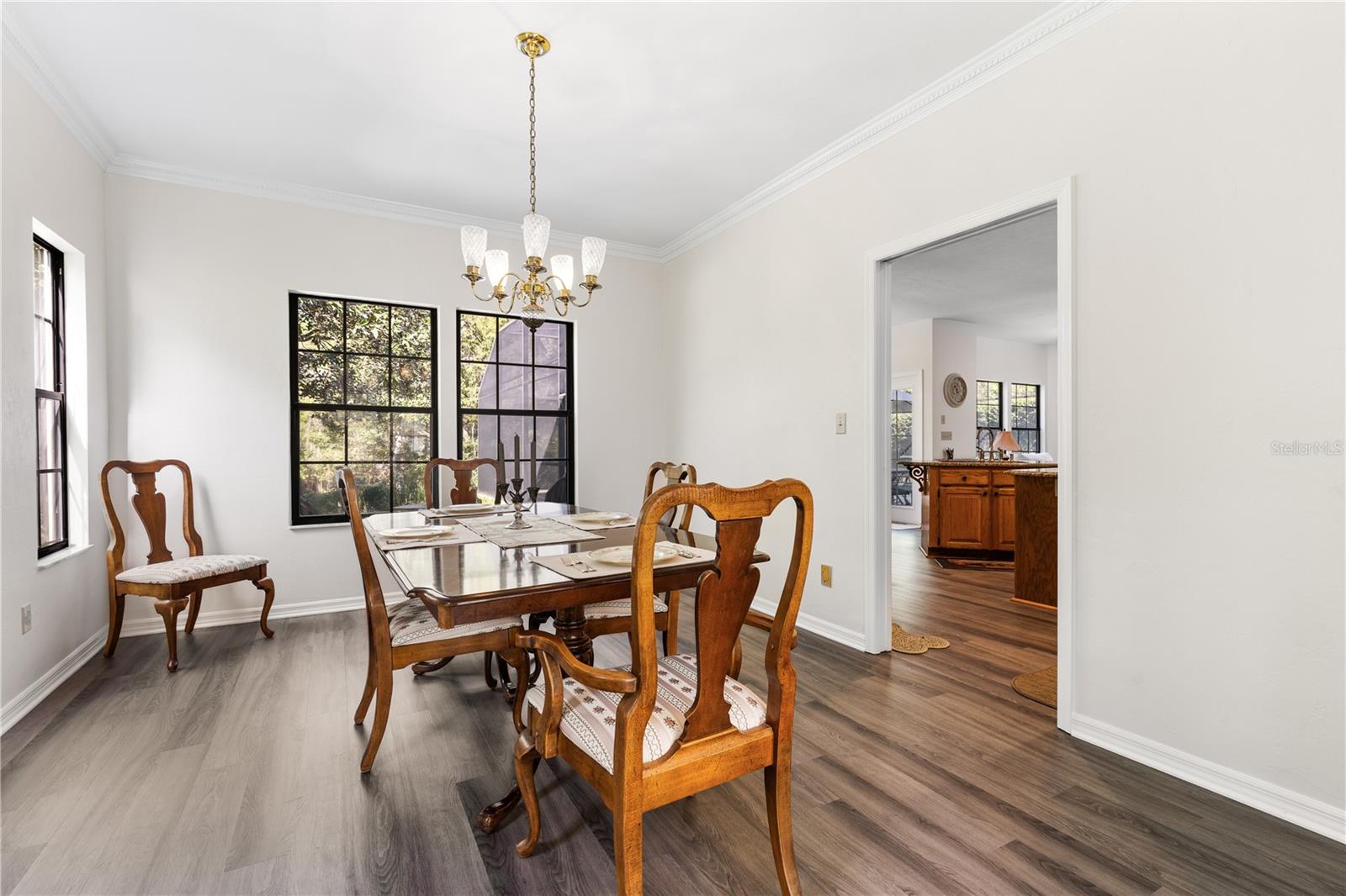 HAYES GLEN - Residential
